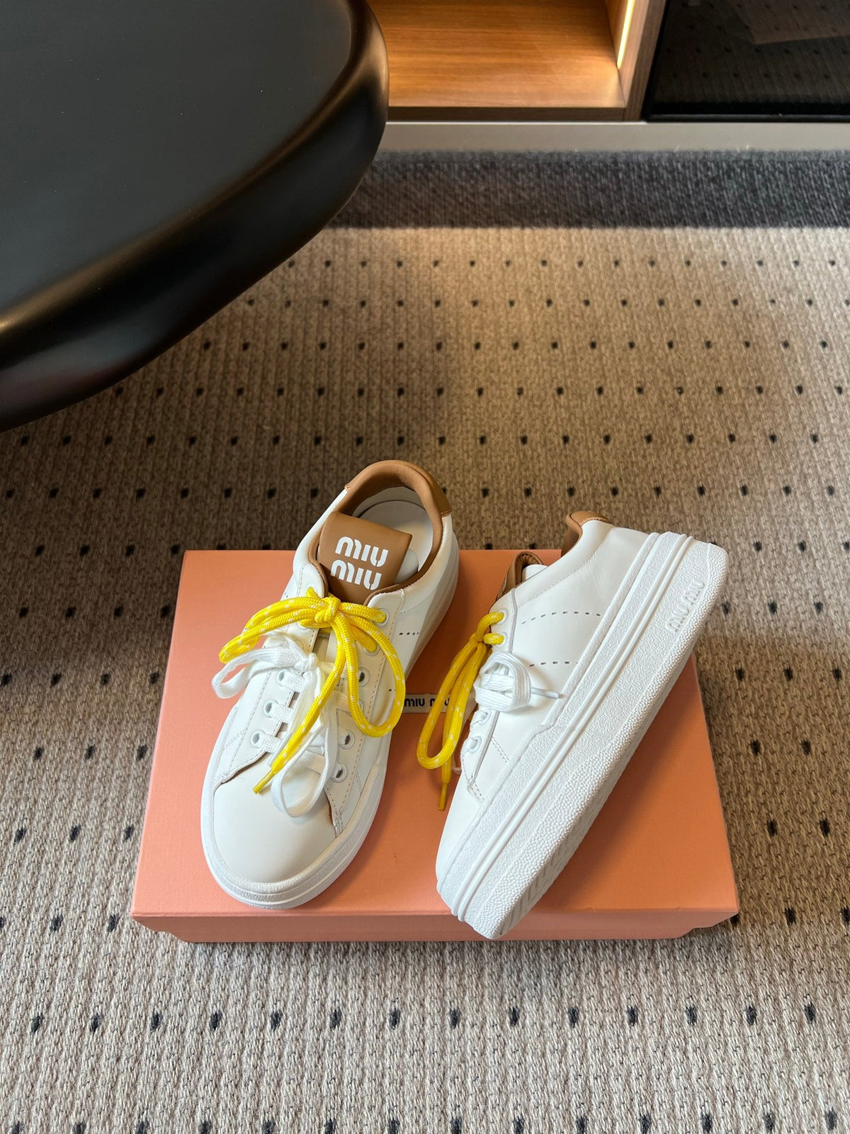 Miu Miu 2026 Low Top Sneakers Cowhide 956016