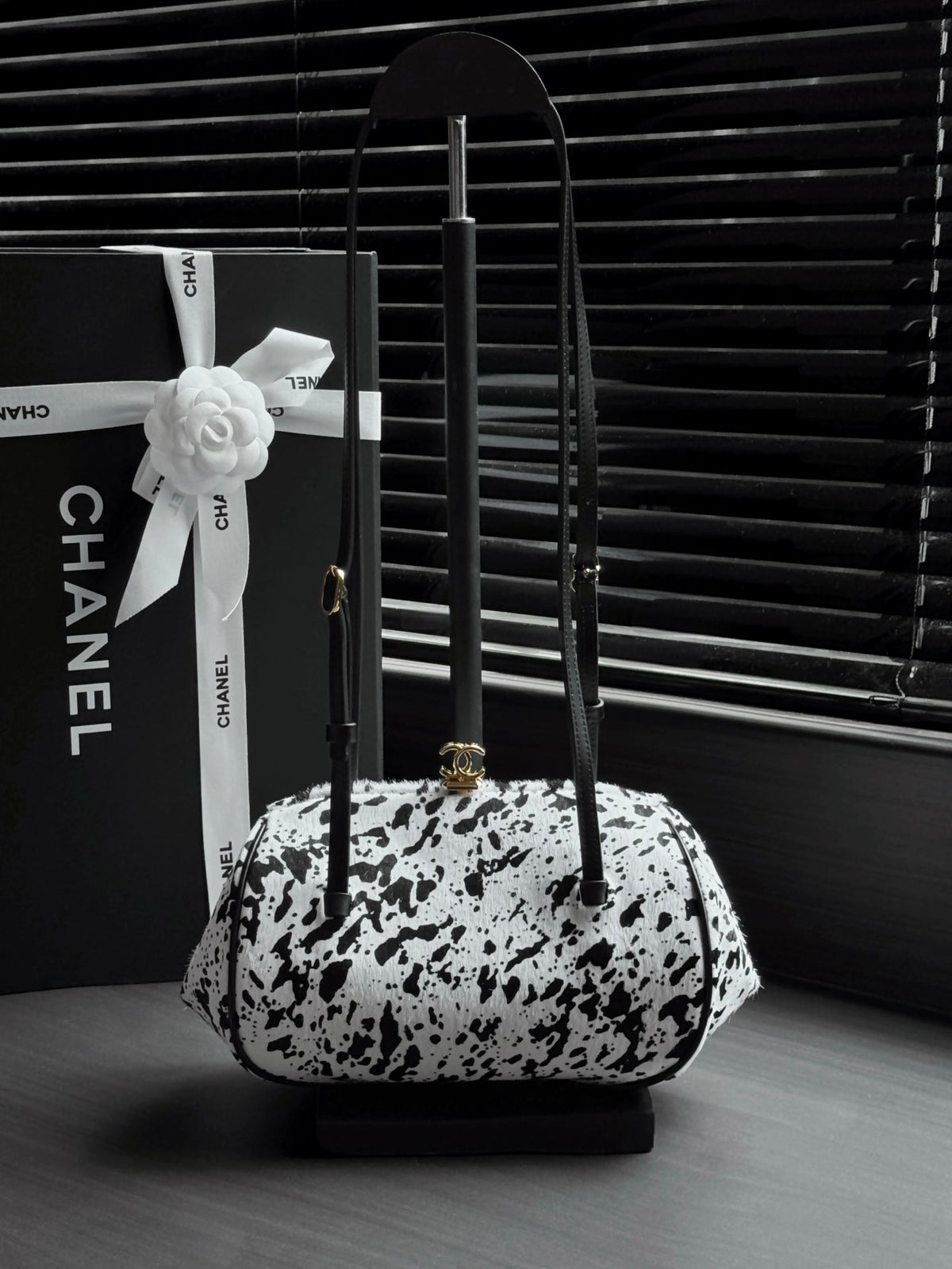Chanel 2026 Clutch With Strap 28cm Multicolors Leather