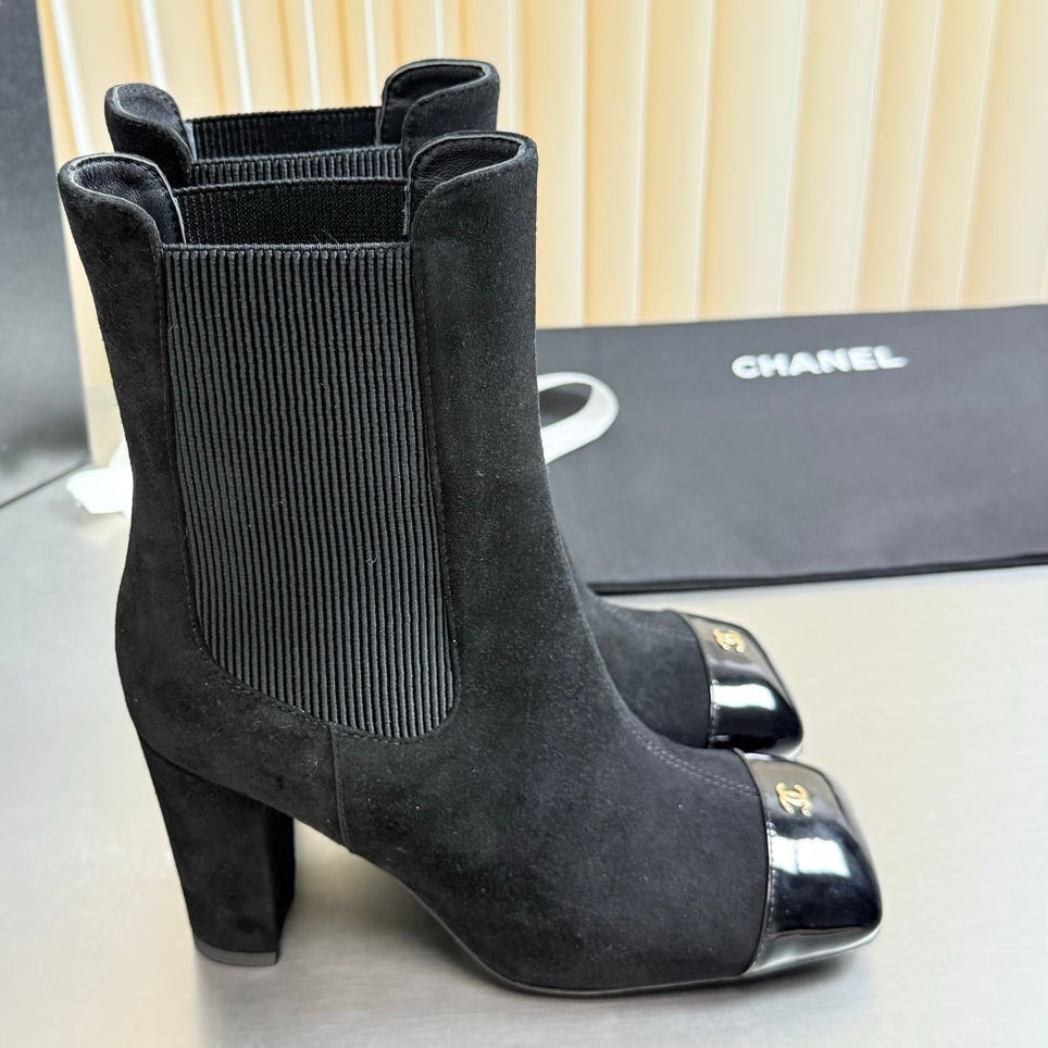 Chanel 2026 Double C Logo Ankle Boots Suede Leather 123400