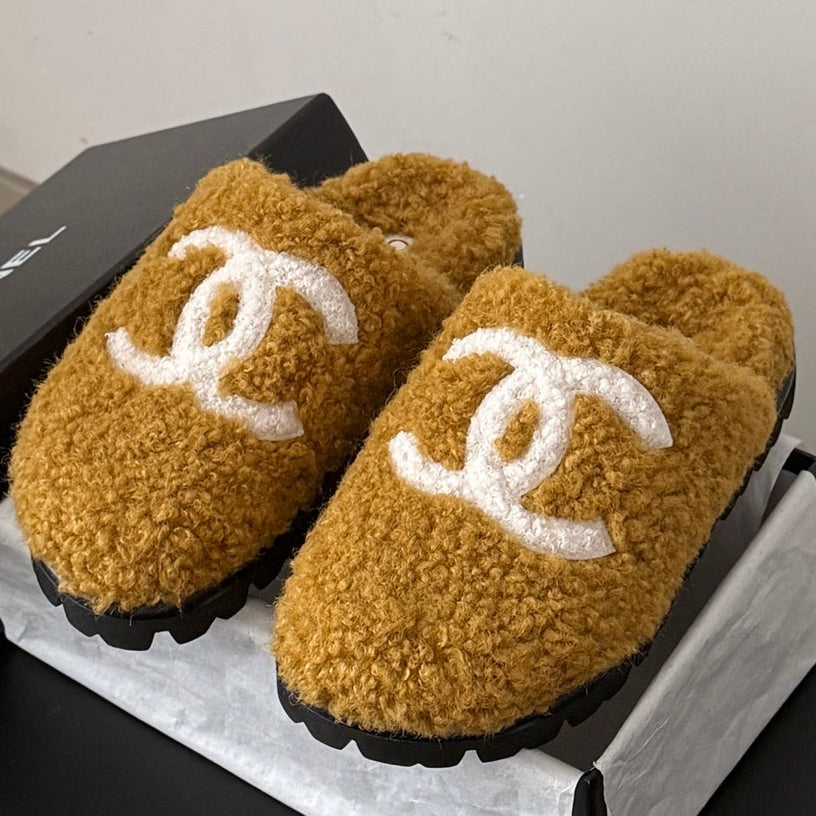 Chanel 2026 Slip-On Mules Wool 127837
