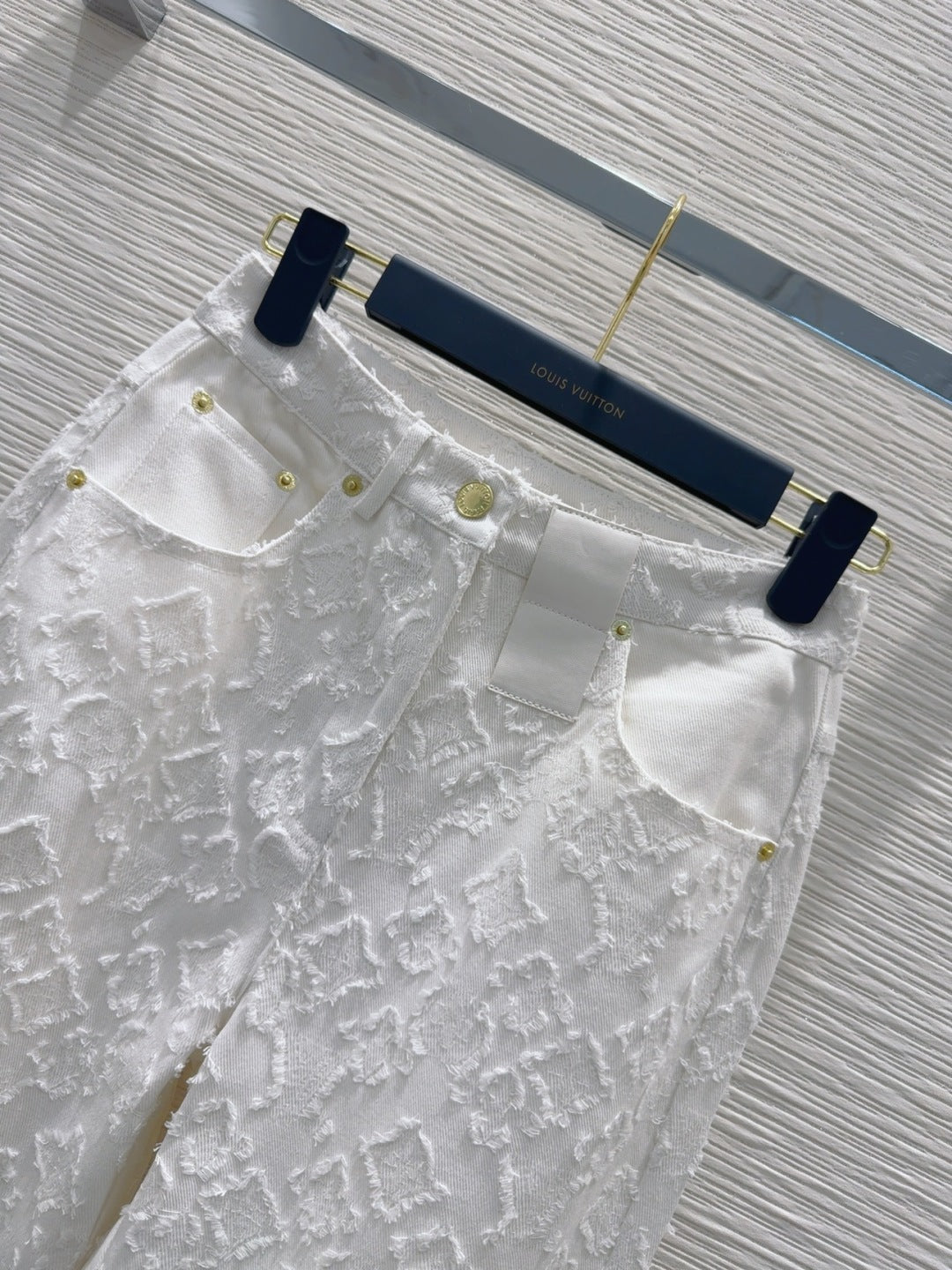 LV 25S Metal Pants Zipper Pants White Cotton