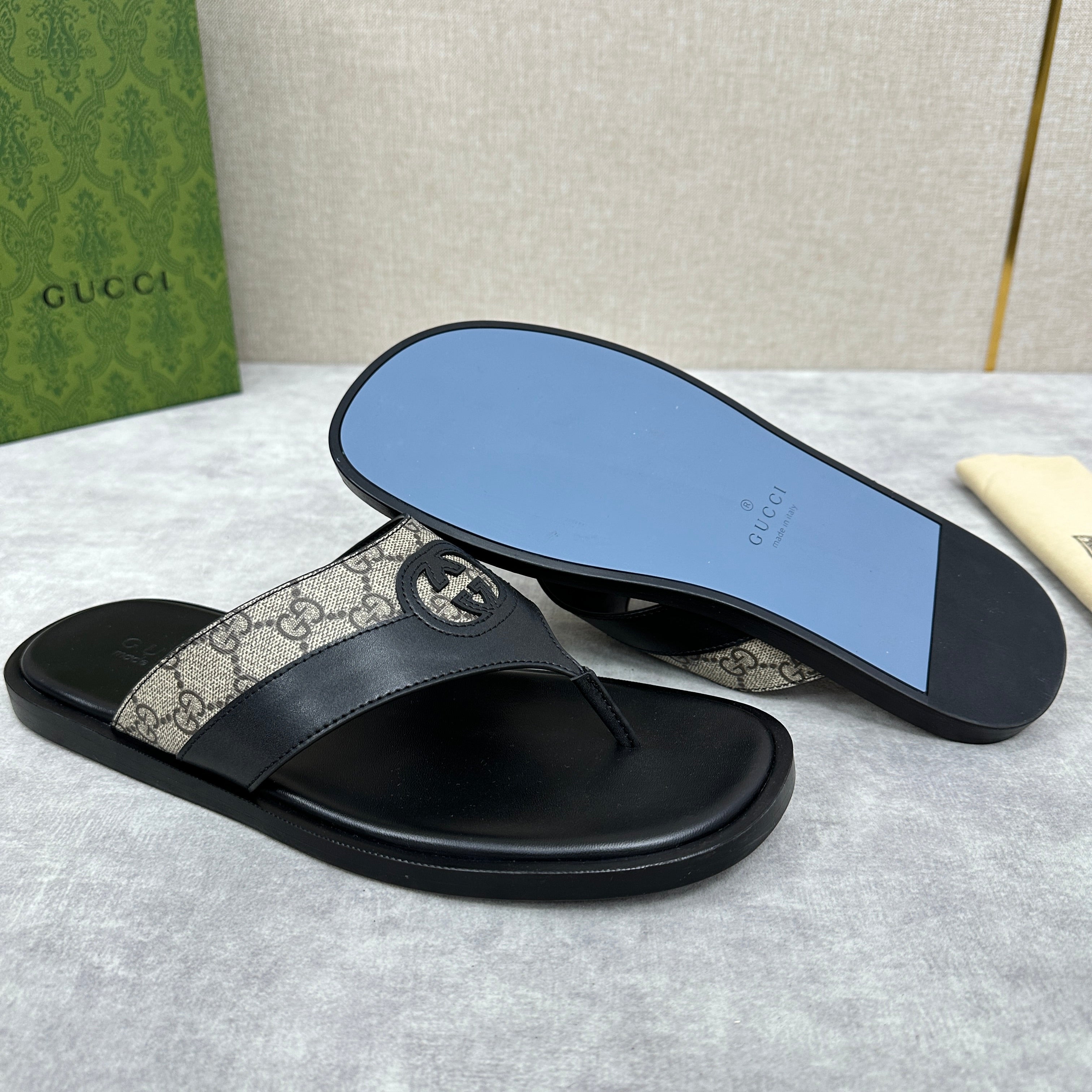 GG Men's Thong Sandals Black Brown Canvas Cowhide 542952