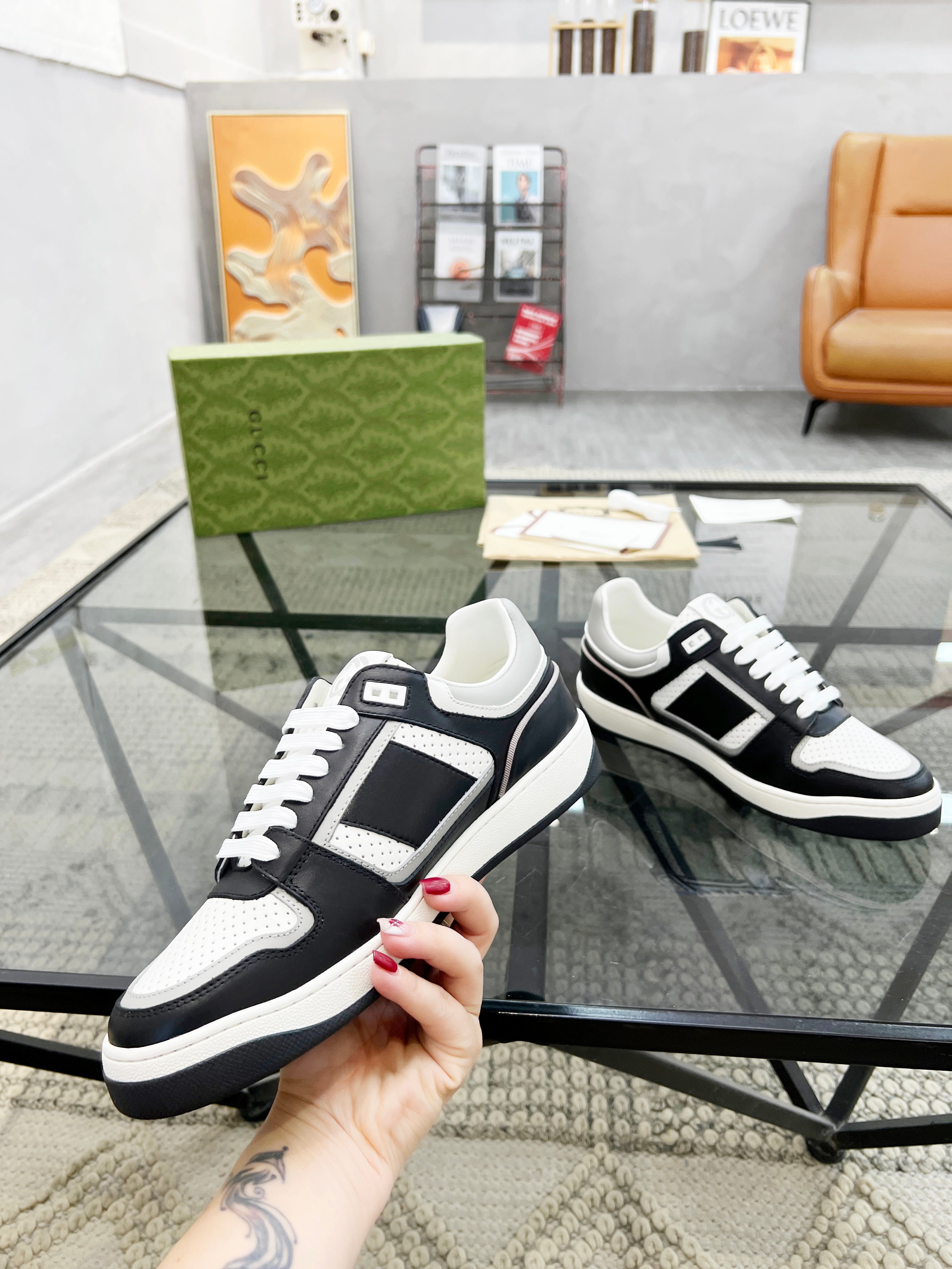 GG Men's Sneaker White Black Cowhide 525902