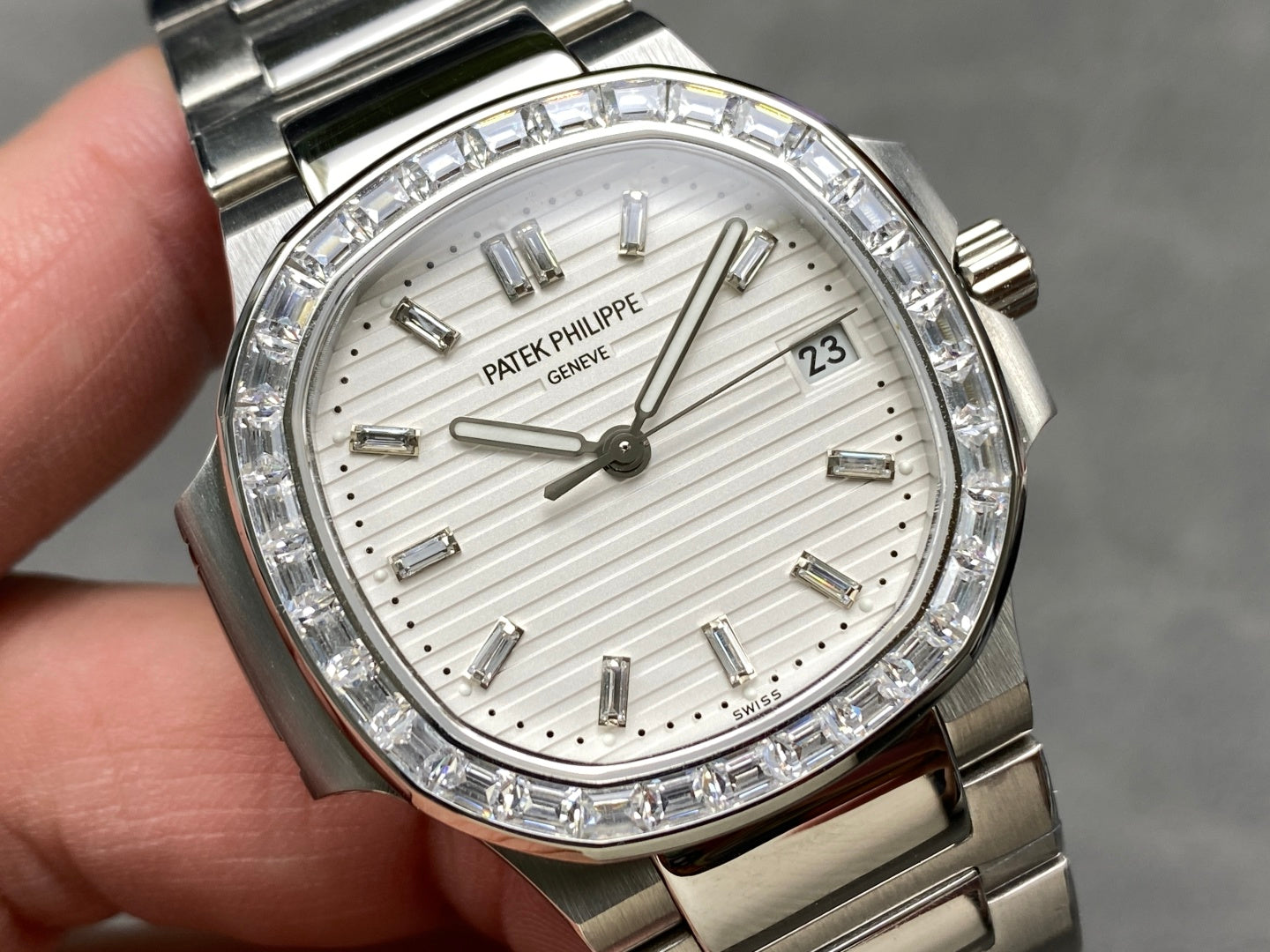 PATEK Nautilus 35.2mm Silver White Dial