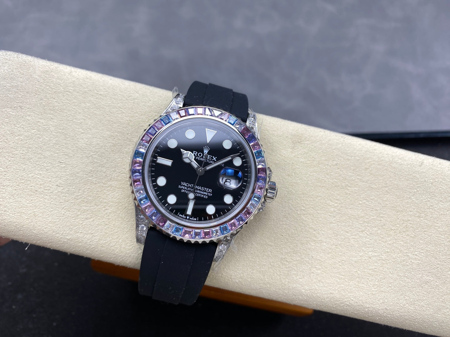 Rolex Yacht-Master 40mm White Gold Case Black Dial Rubber Strap