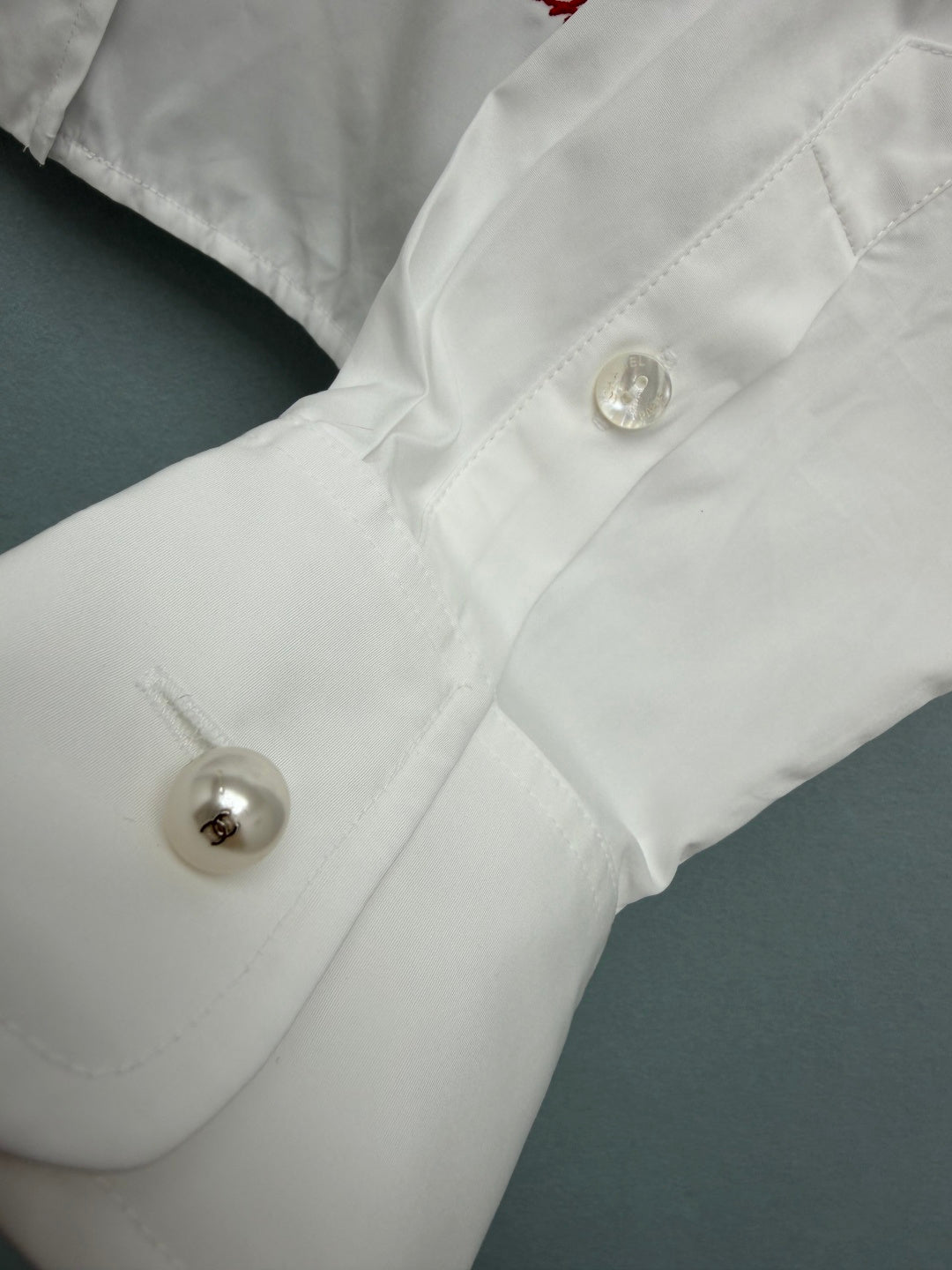 Chanel 2026 Pearl Button Chain Trim Short Shirt White Cotton 213056