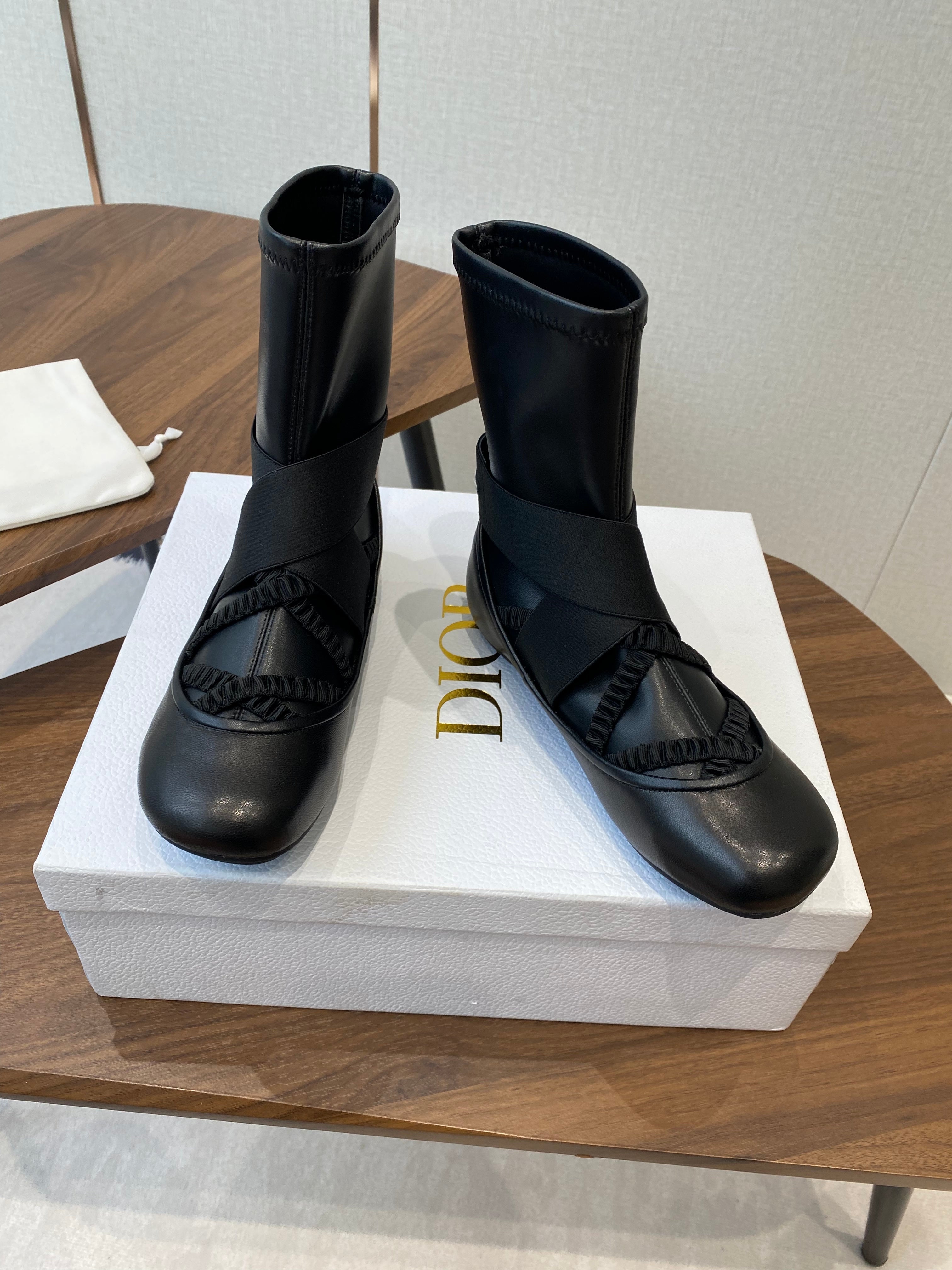 CD Ballet Stretch Boots Black Sheepskin  431503