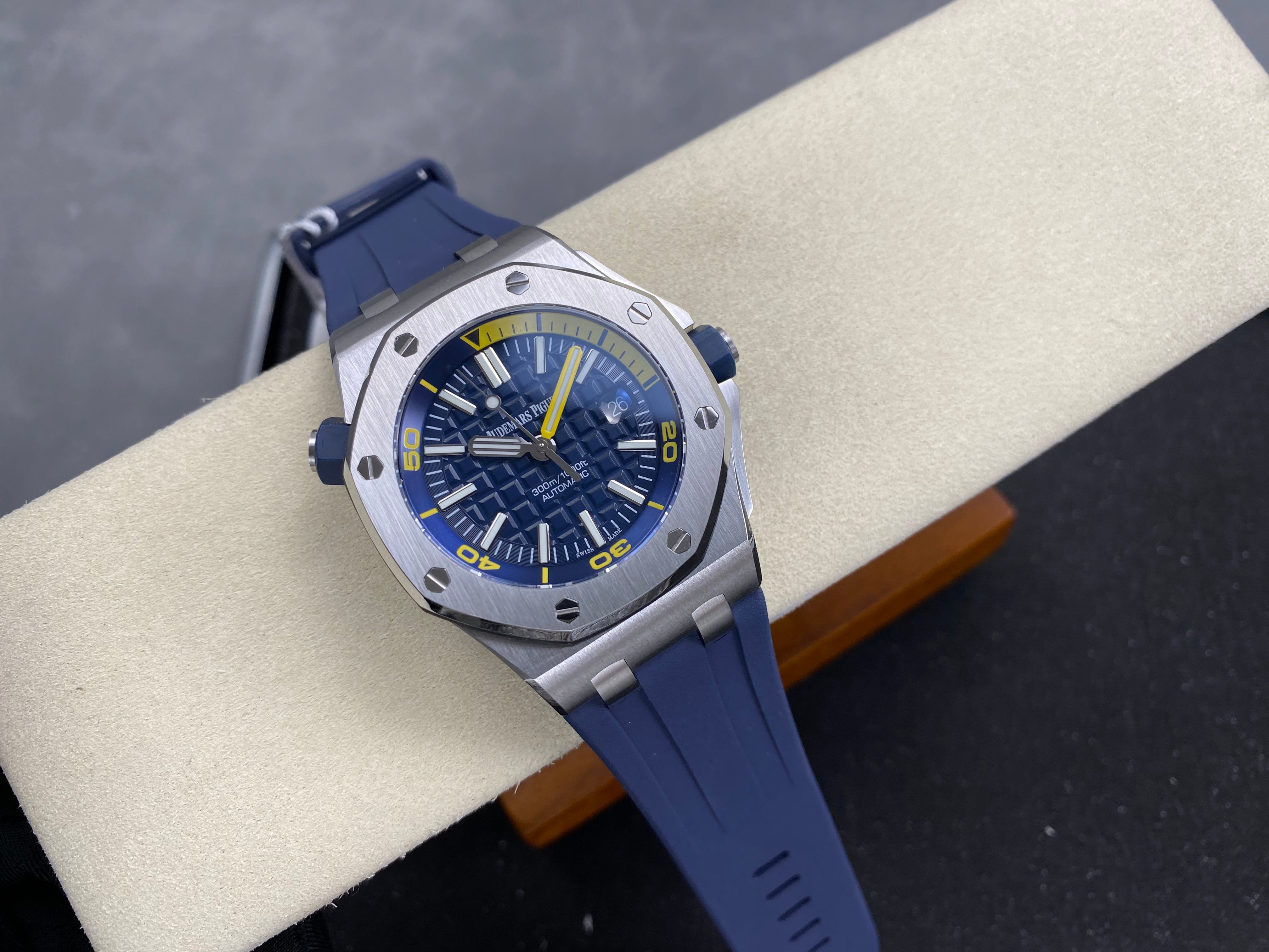 Audemars Piguet Royal Oak Offshore Diver 42mm Blue Yellow Dial