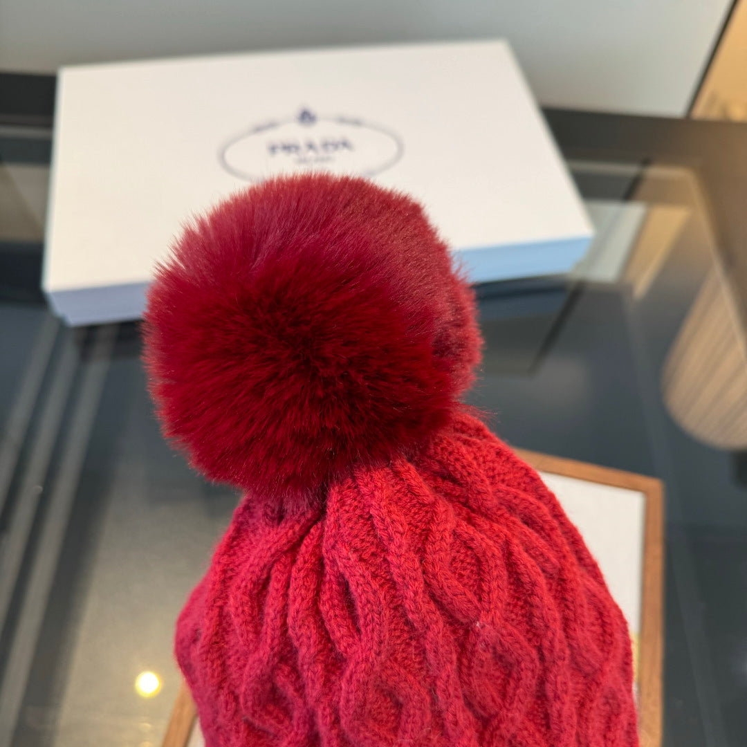 Prada Knitted Beanie 477680