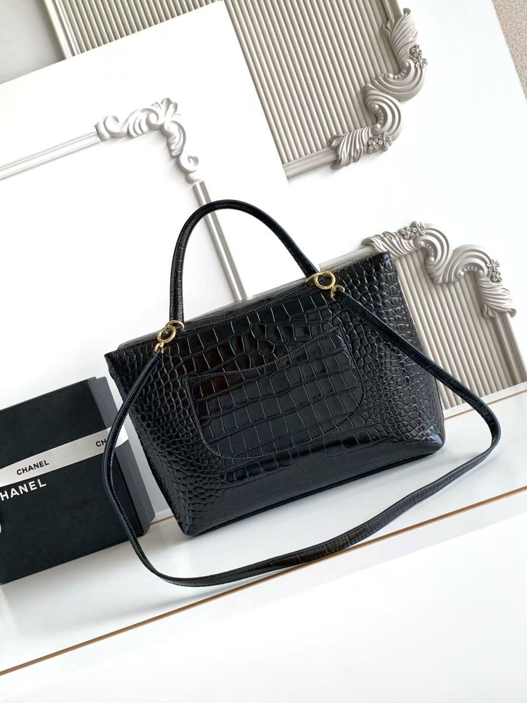 Chanel 2026 Maxi Top Handle Bag 31cm Black Crocodile Embossed Leather