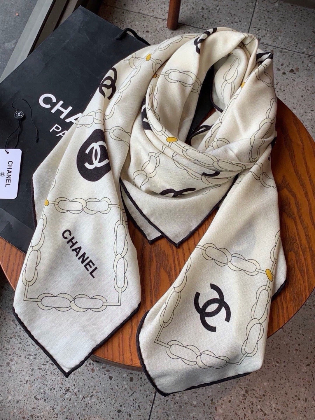 Chanel 2026 Crisscrossed Chain Pattern Scarf 135cm Silk And Cashmere 213763