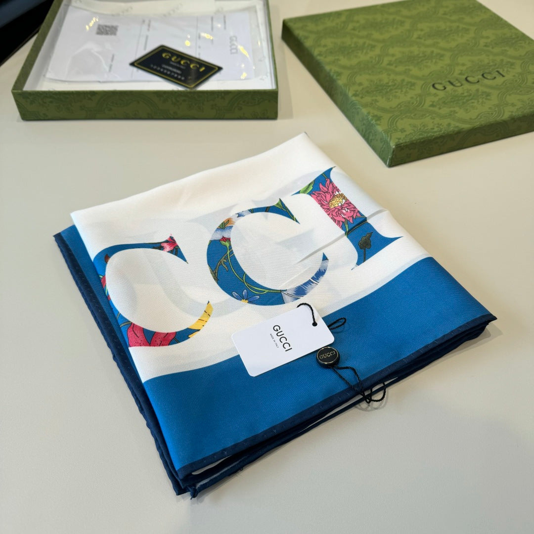 GG Signature Floral Scarf 90CM  White Blue Twill Silk 280695