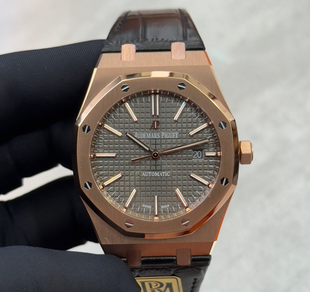 Audemars Piguet Royal Oak Selfwinding 41mm 15400OR Grey Dial Leather Strap
