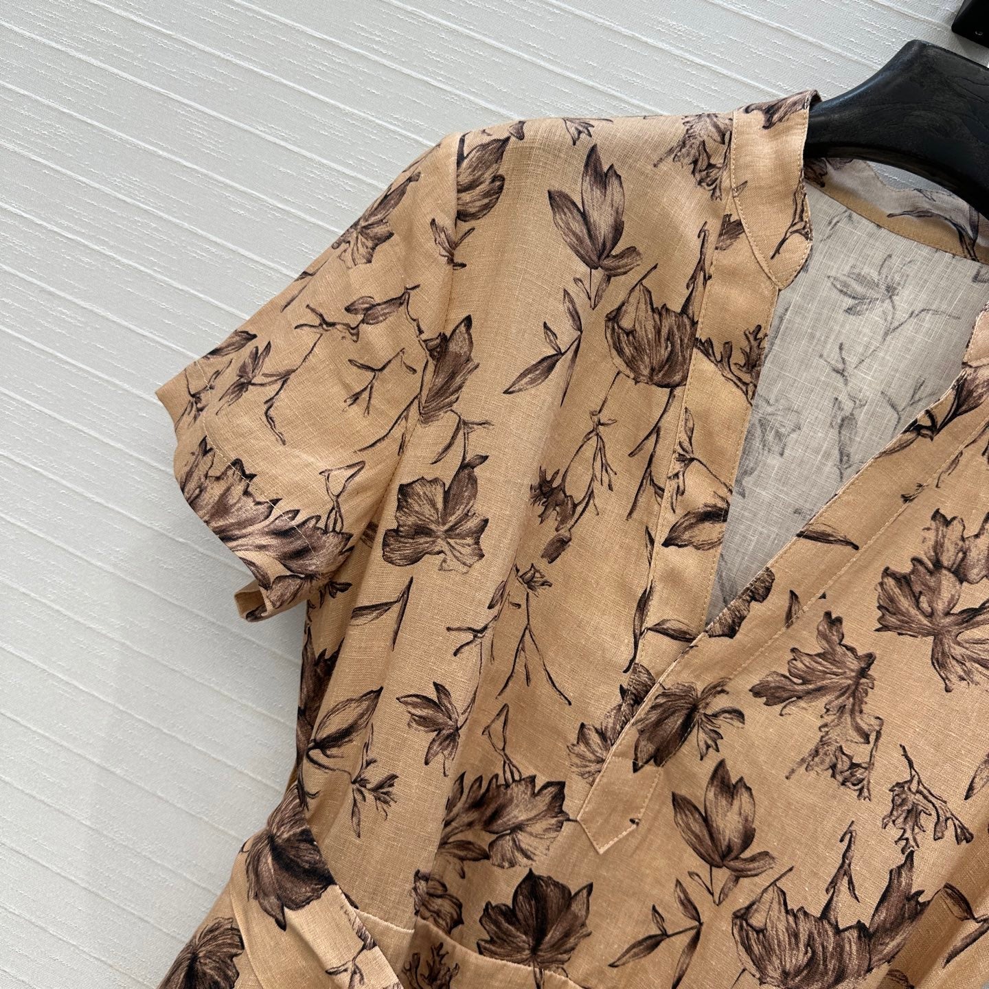CD 25 Floral Print V-neck Long Skirt Beige mix Dark Brown Linen