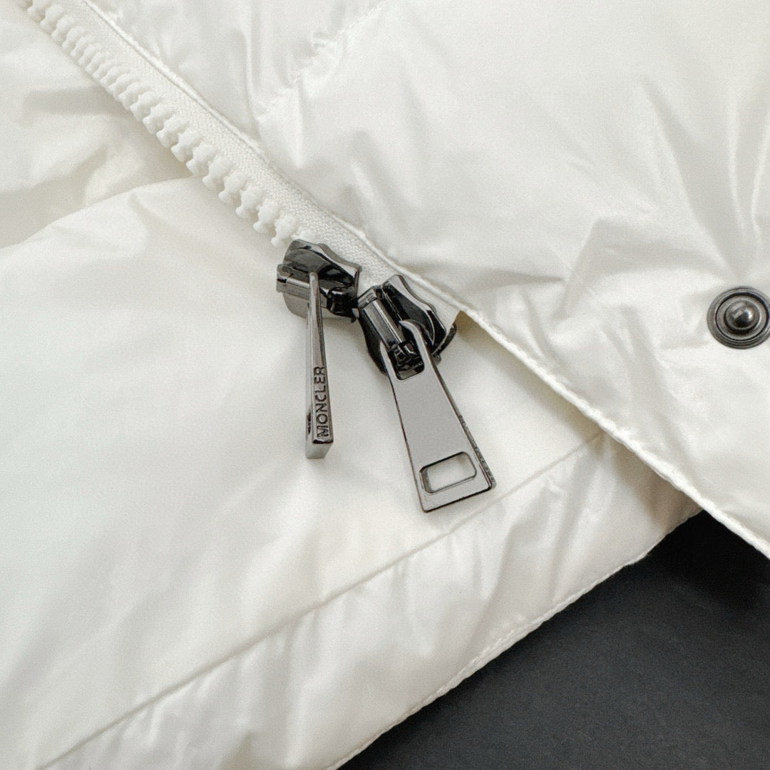 Moncler 2025 Cavettaz Long Coat White Nylon Down