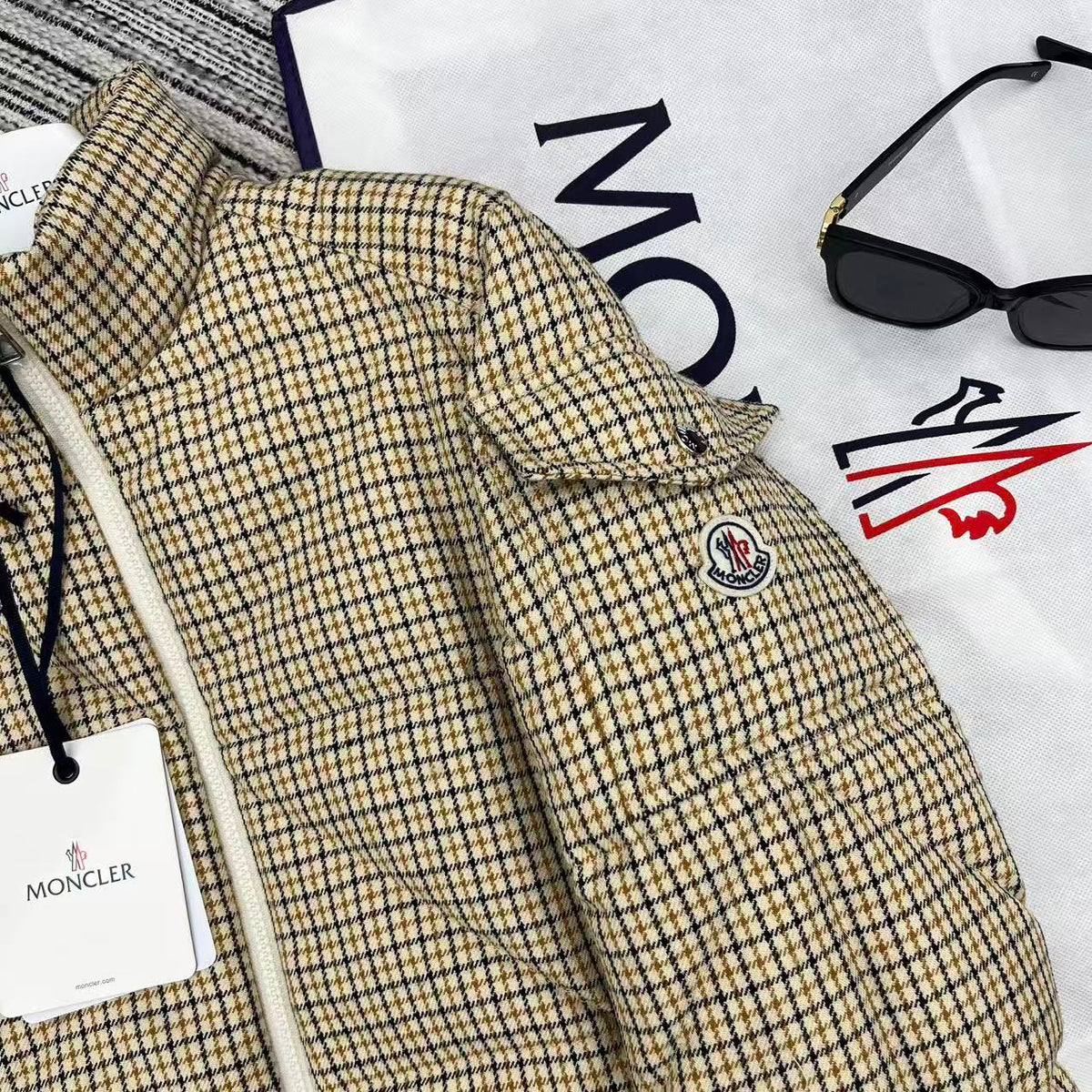 Moncler 2026 Keros Wool Blend Check Short Down Beige Jacket 260816