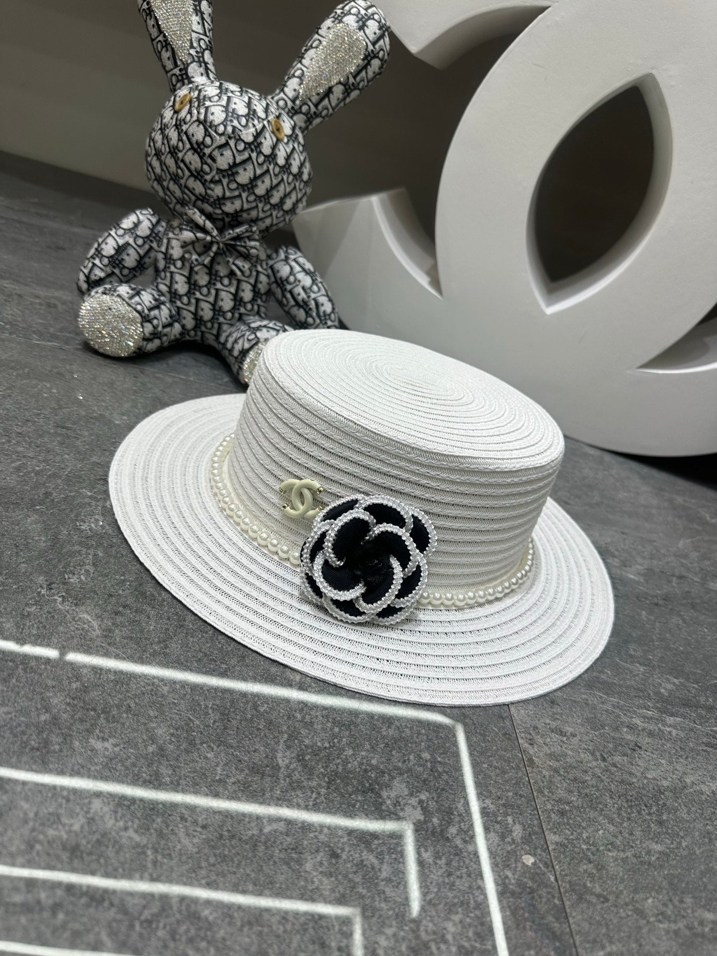 Chanel Straw Hat With Flower 262141