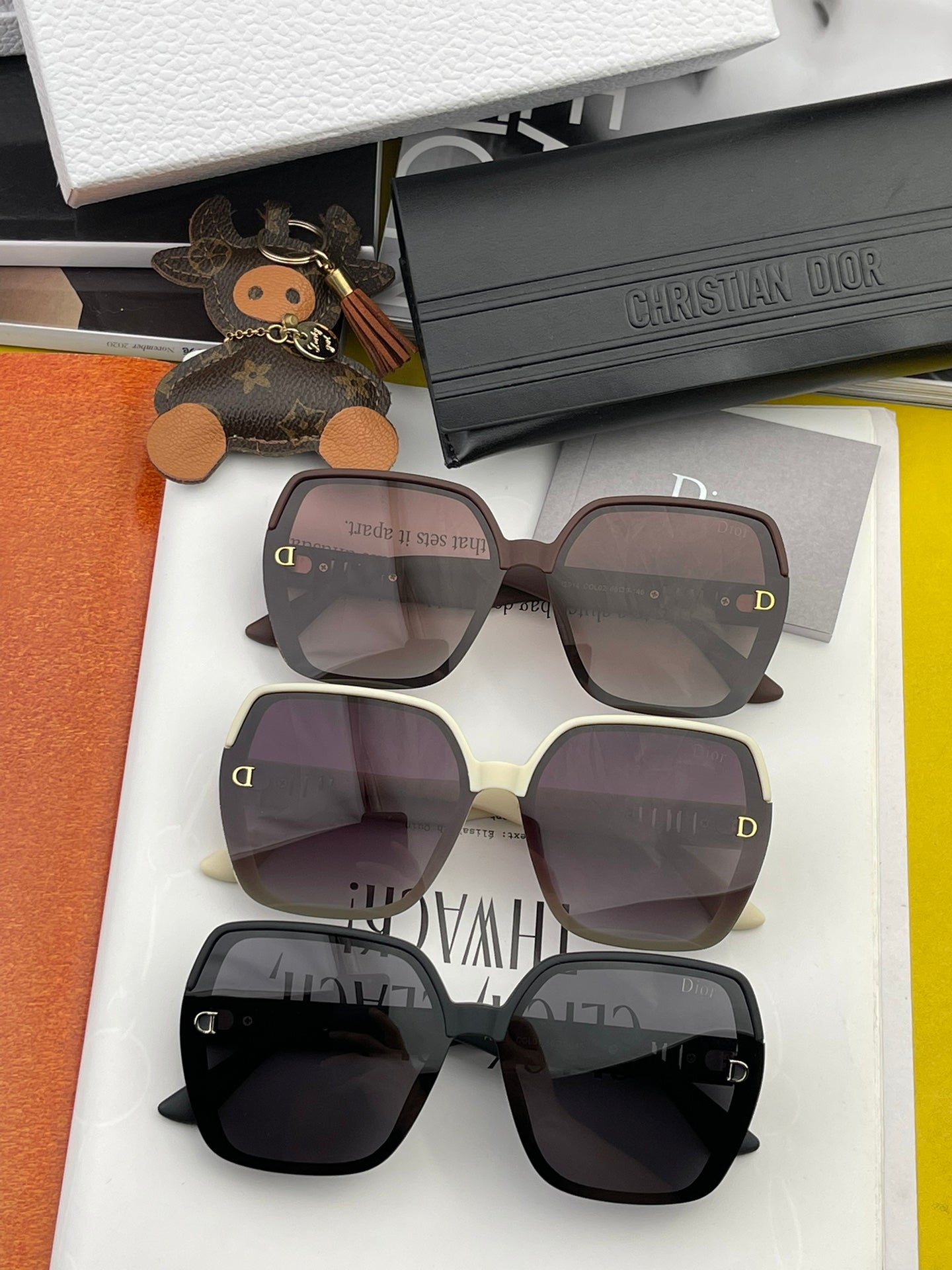 MONTAIGNE SUNGLASS CD4291 IN ACETATE
