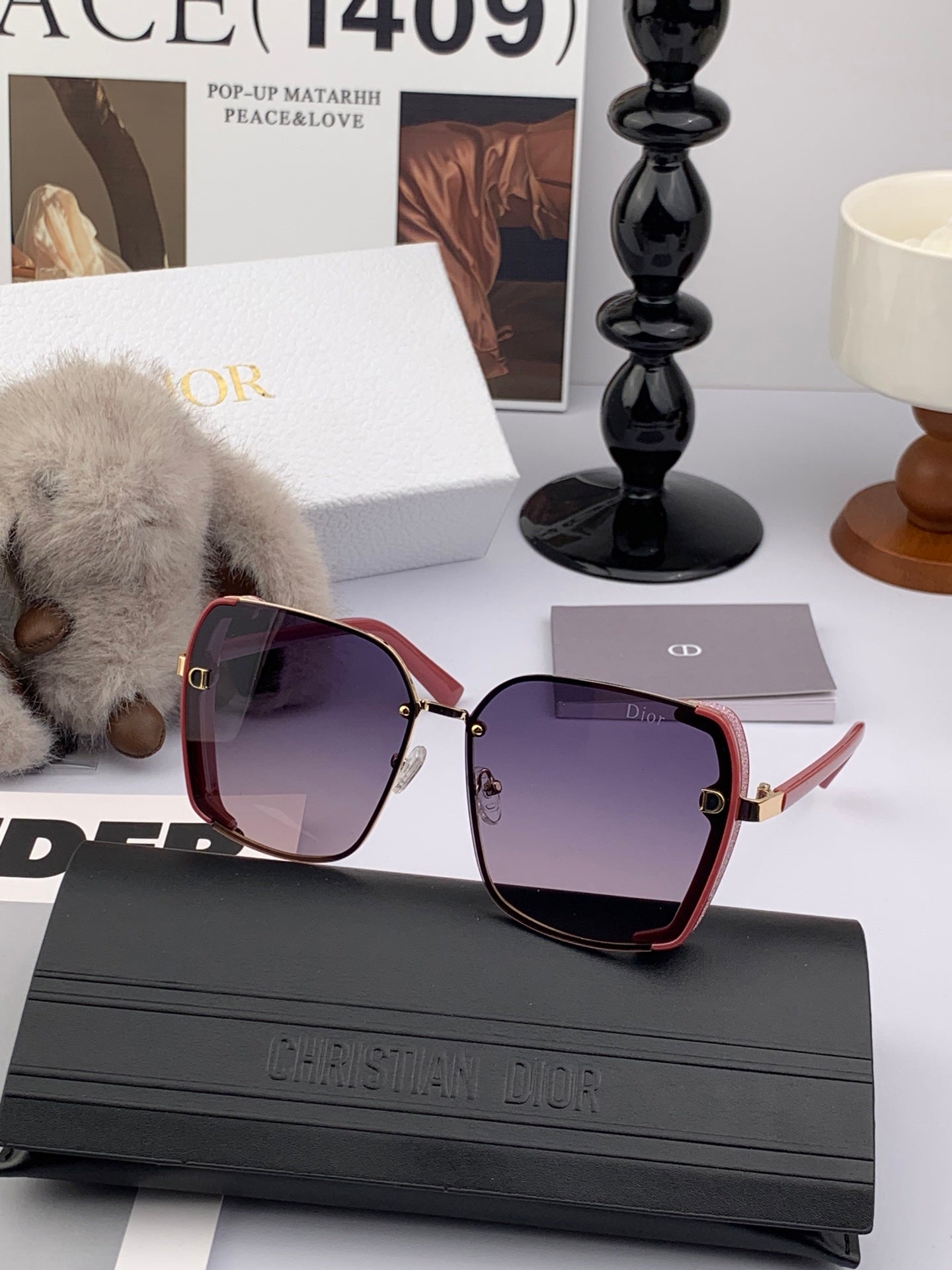 MONTAIGNE SUNGLASS CD9357 IN ACETATE