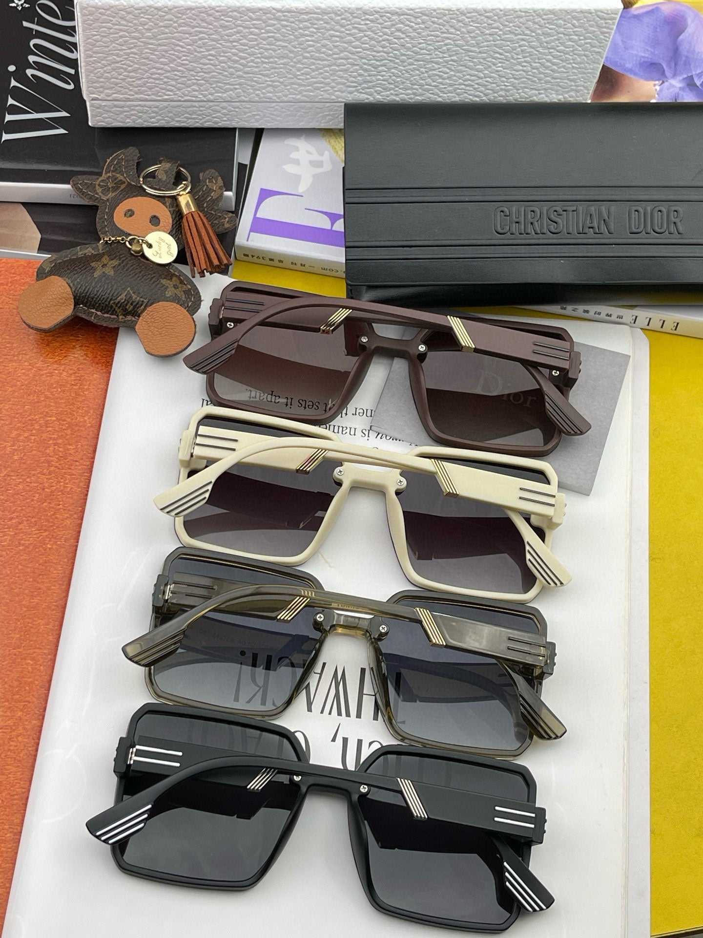 MONTAIGNE SUNGLASS CD2682 IN ACETATE