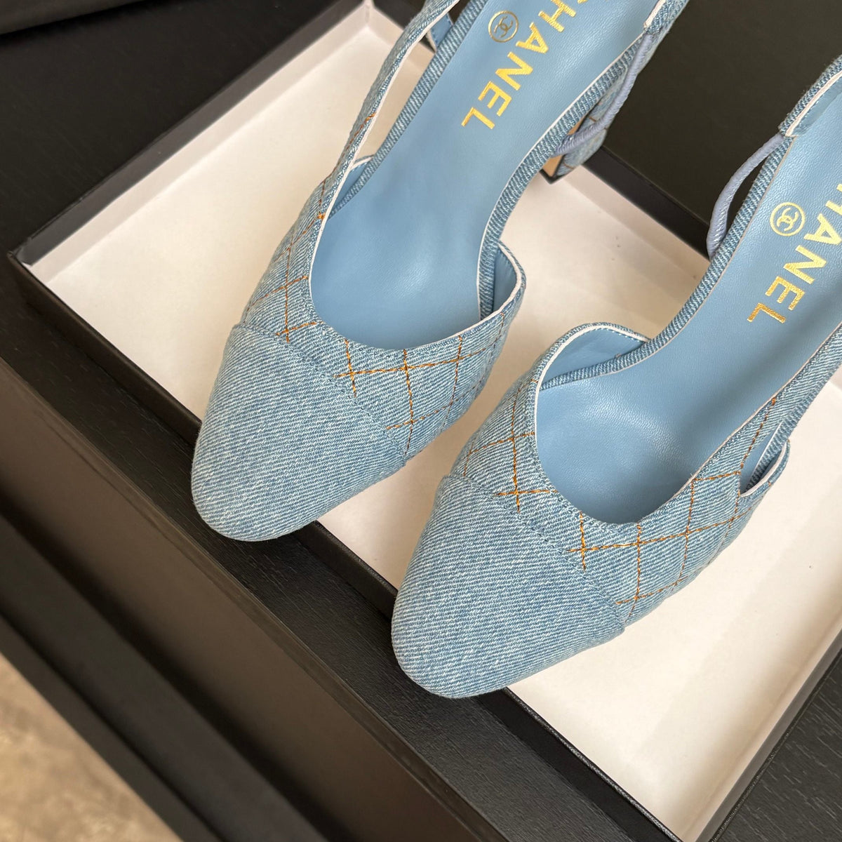 Chanel 2026 Shoe Denim Suede Sheepskin 958004
