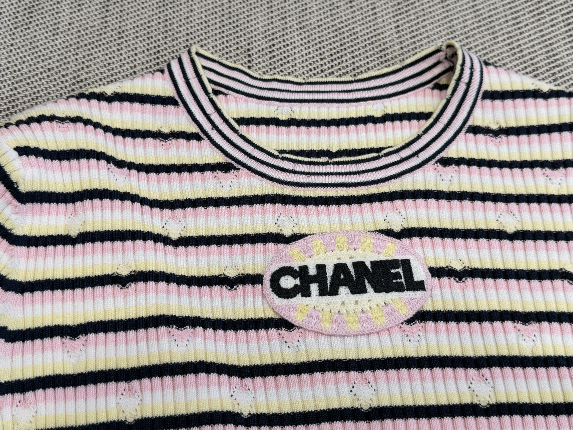 Chanel T- Shirt Pink Yellow mix Black Tencel 232702