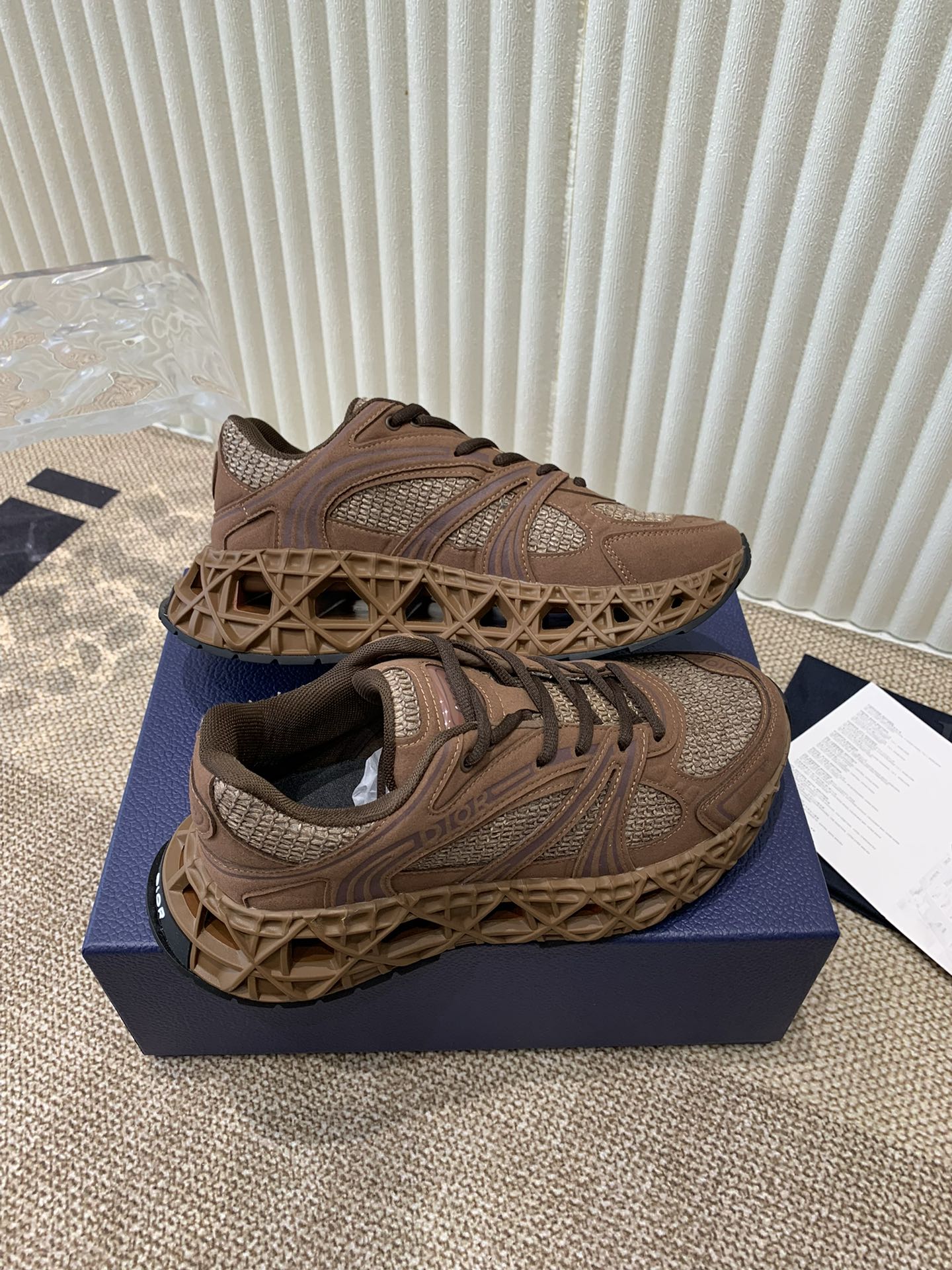 CD Sneaker B35 In Brown Suede And Fabric 113129