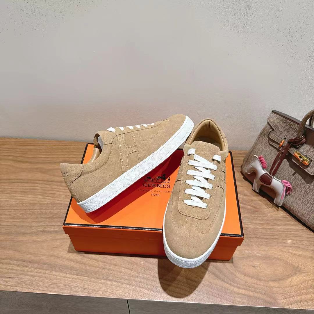 HM 25 Boomerang Sneaker Dark Beige Suede
