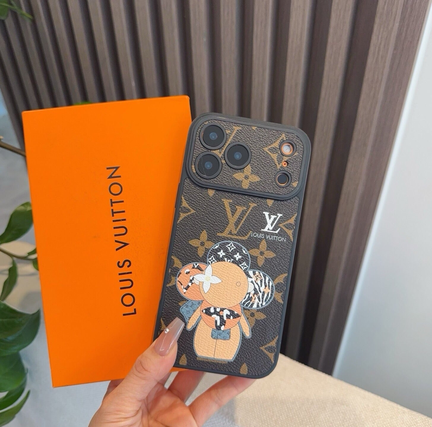 Louis Vuitton Phone Case With Sunflower Pattern 400362