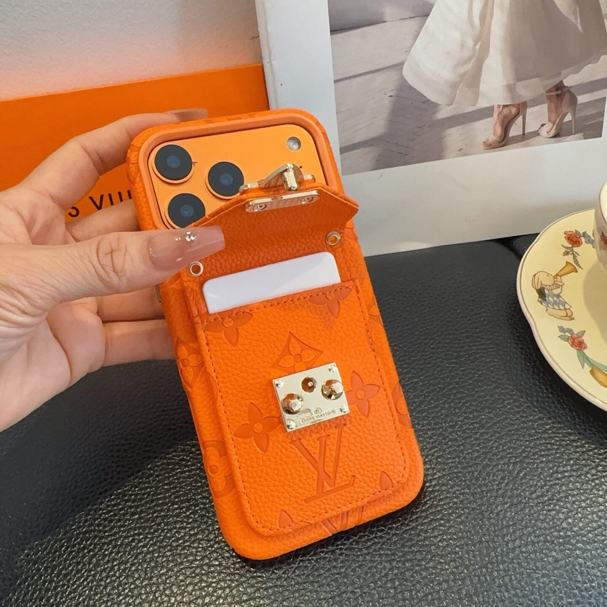 Louis Vuitton Monogram Card Holder Phone Case 400372