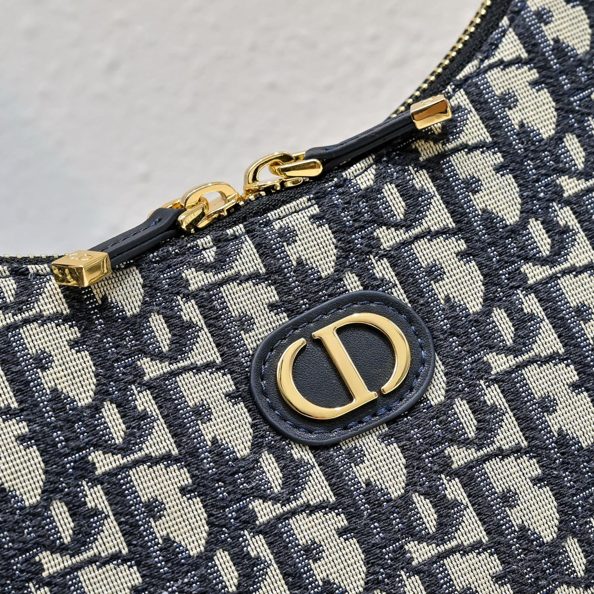 Dior 2026 Montaigne Bag With Chain 21cm Lambskin Fabric