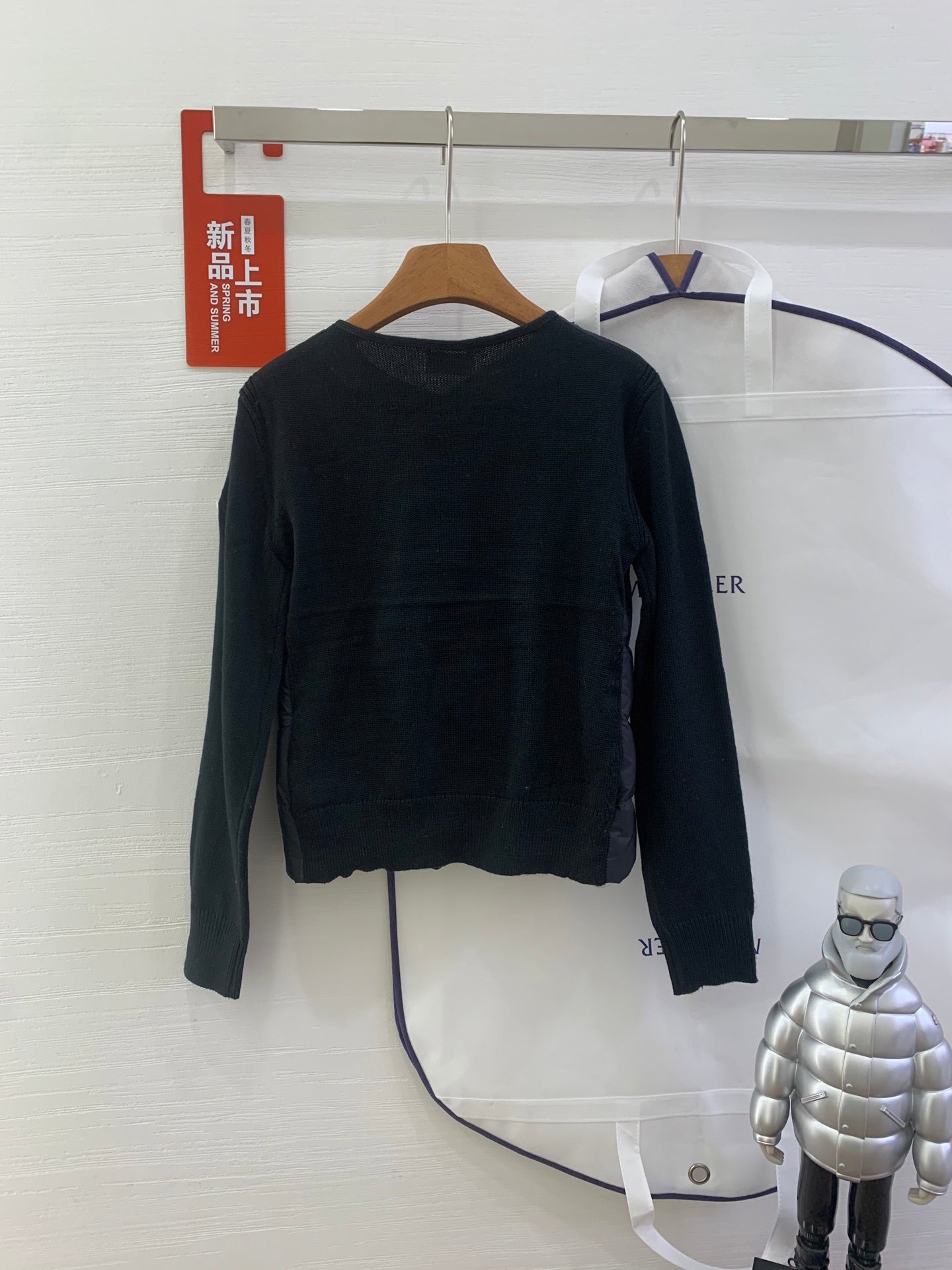 Moncler 25 Lightweight Knitted Cardigan Polyamide 288486