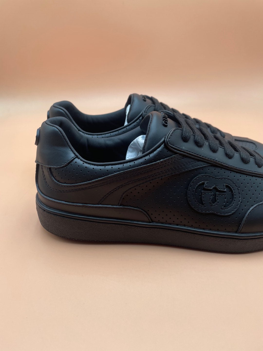 GG Men's G75 Sneaker Black Cowhide 523546