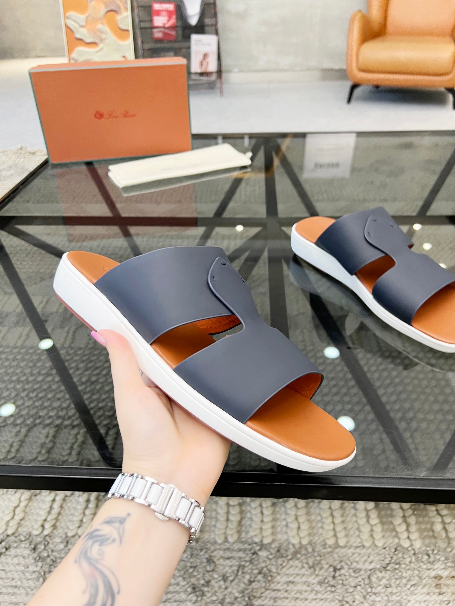 LP CROSSOVER SLIPPERS NAVY CALFSKIN
