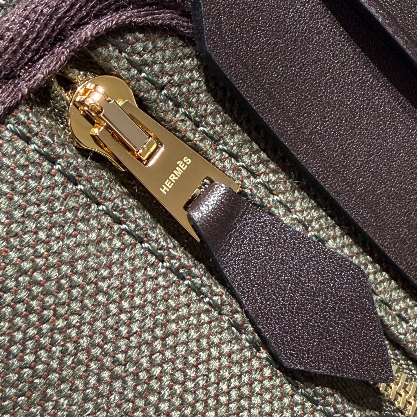 HM Mini Herbag Gold Buckle 20 Army Green Canvas and Hunter Cowhide 243360