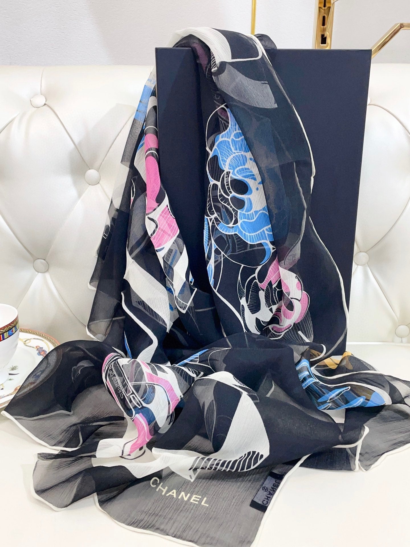 CC Square Scarf 110 CM In Colorful Shunyu Qiao Silk  190025