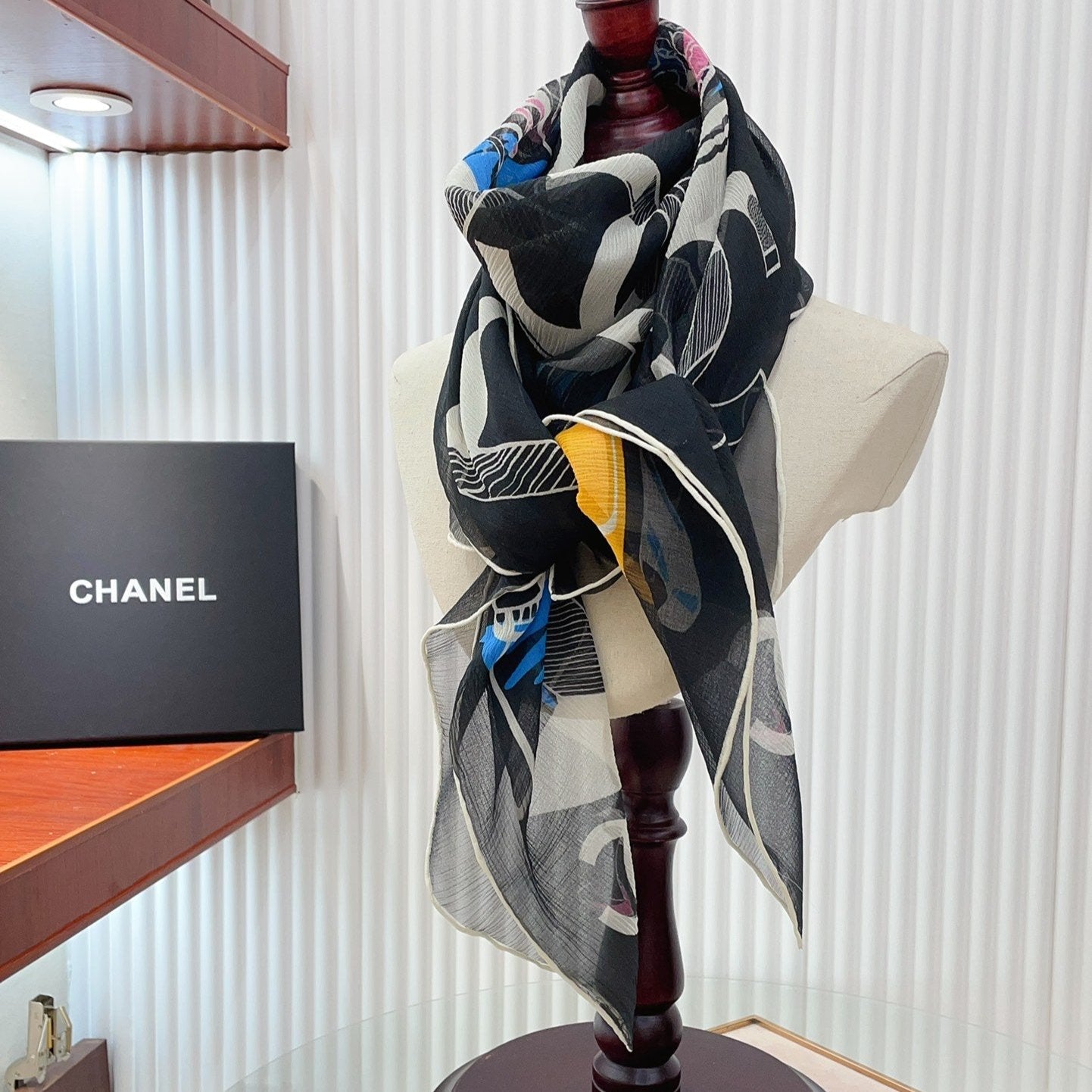 CC Square Scarf 110 CM In Colorful Shunyu Qiao Silk  190025