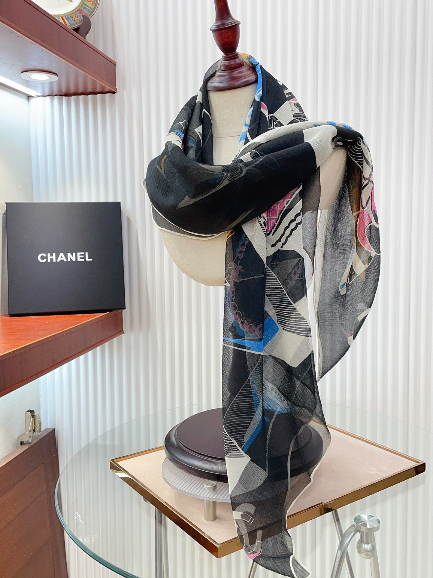 CC Square Scarf 110 CM In Colorful Shunyu Qiao Silk  190025