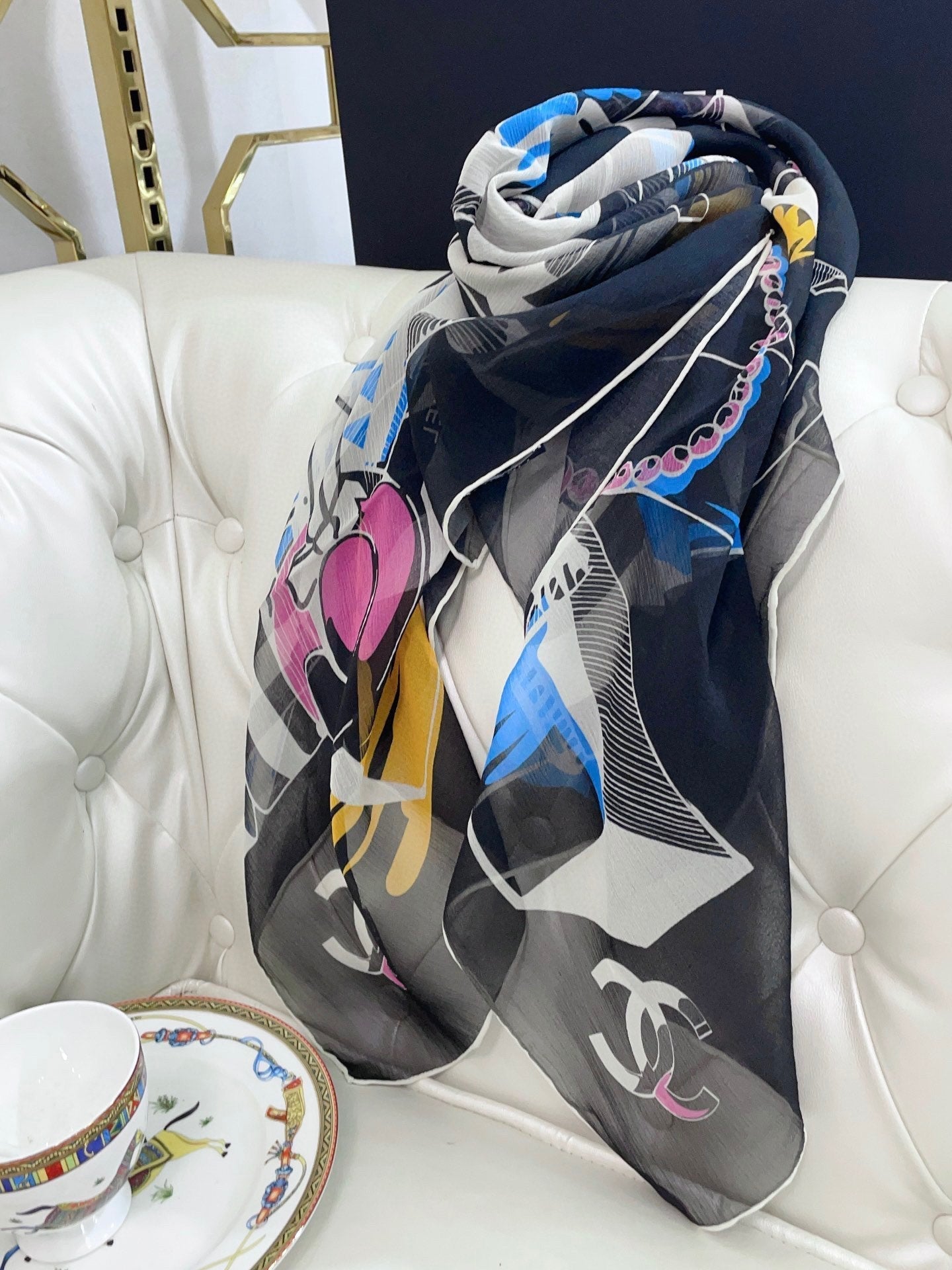 CC Square Scarf 110 CM In Colorful Shunyu Qiao Silk  190025