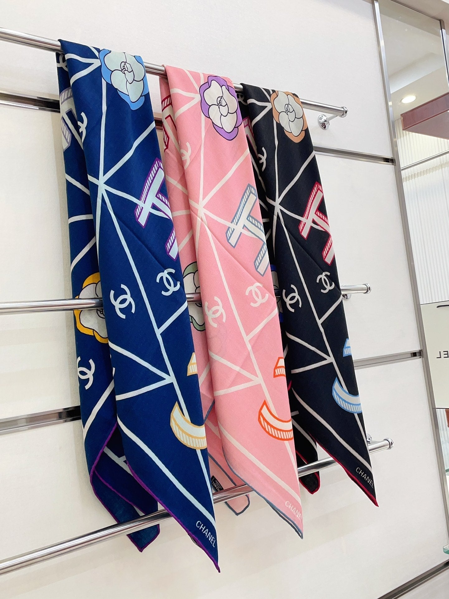 CC Square Scarf 140 CM In Dark Blue Colorful Cashmere Silk 418207
