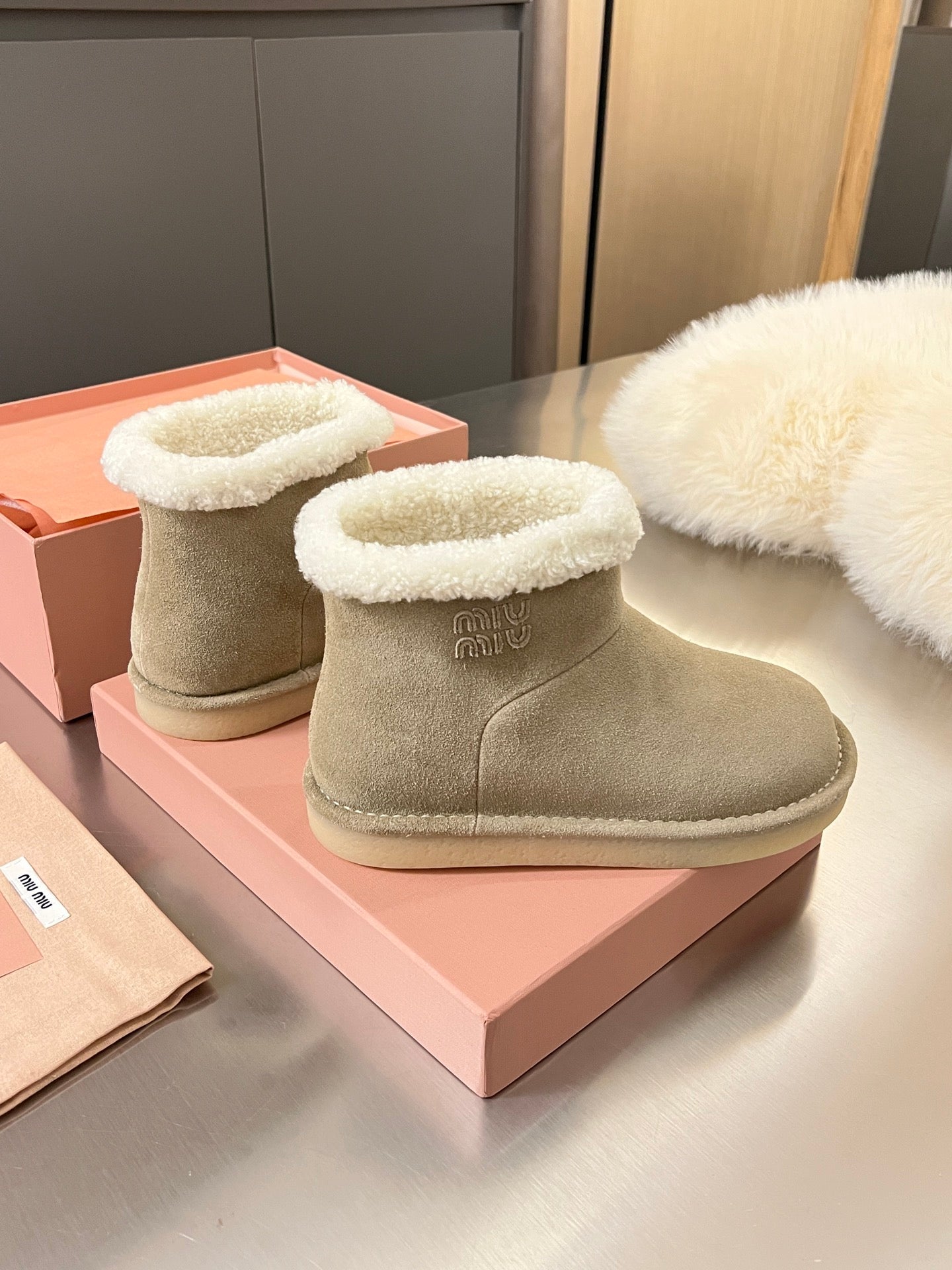 Miumiu 25 Boot Beige White Suede Wool 510221