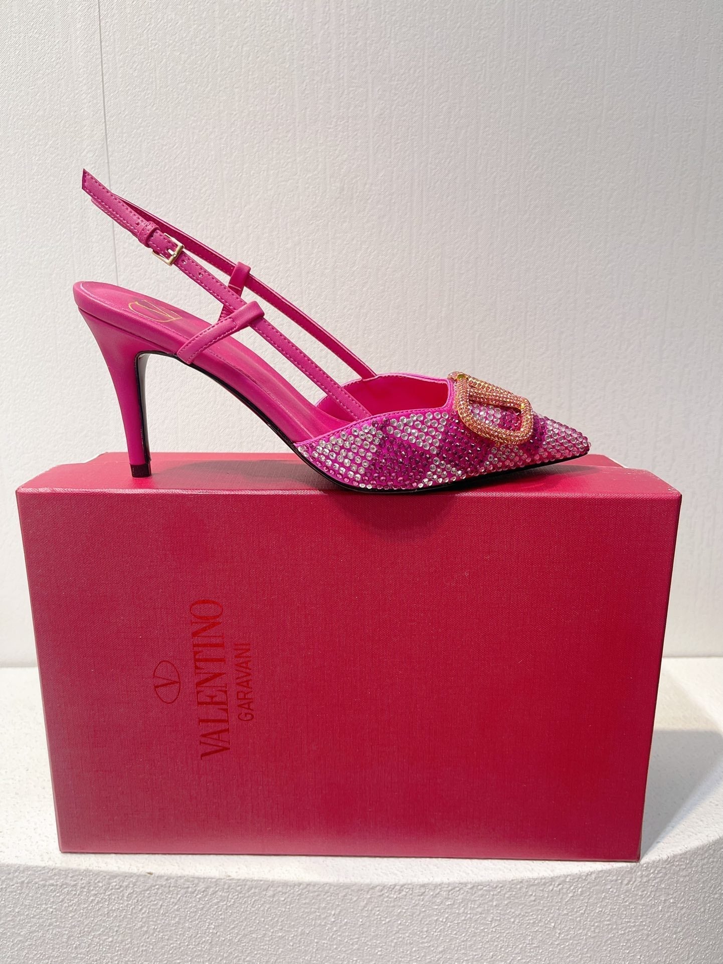 VT High Heeled Slingbacks Fuchsia Pink Sheepskin 292821