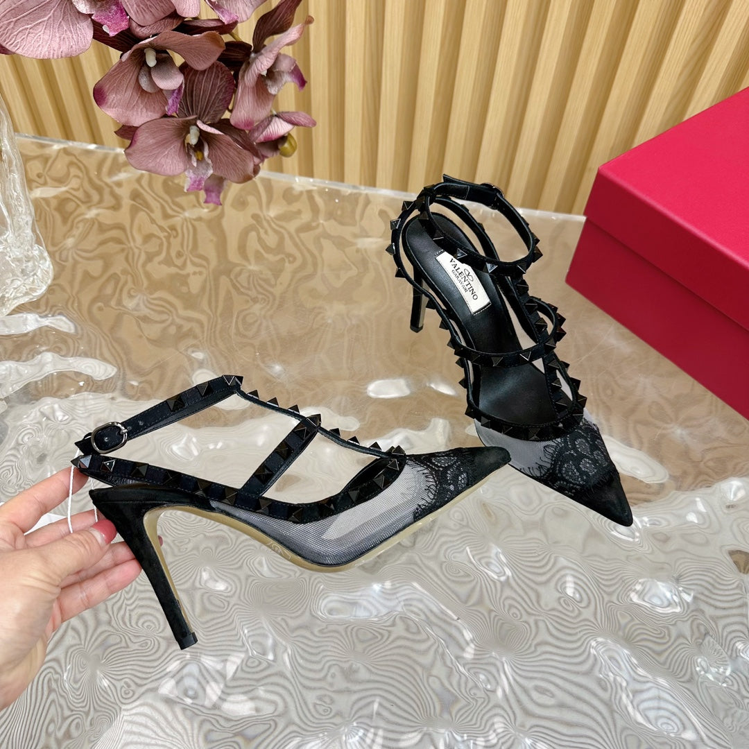 Rockstud Metallic Ankle Strap Pump 95mm Black Lambskin And Lace Fabric 102095