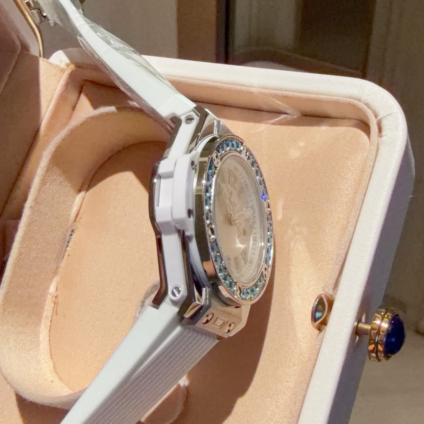 Hublot Big Bang One Click Joyful Steel Sky Blue 33mm Watch White Strap