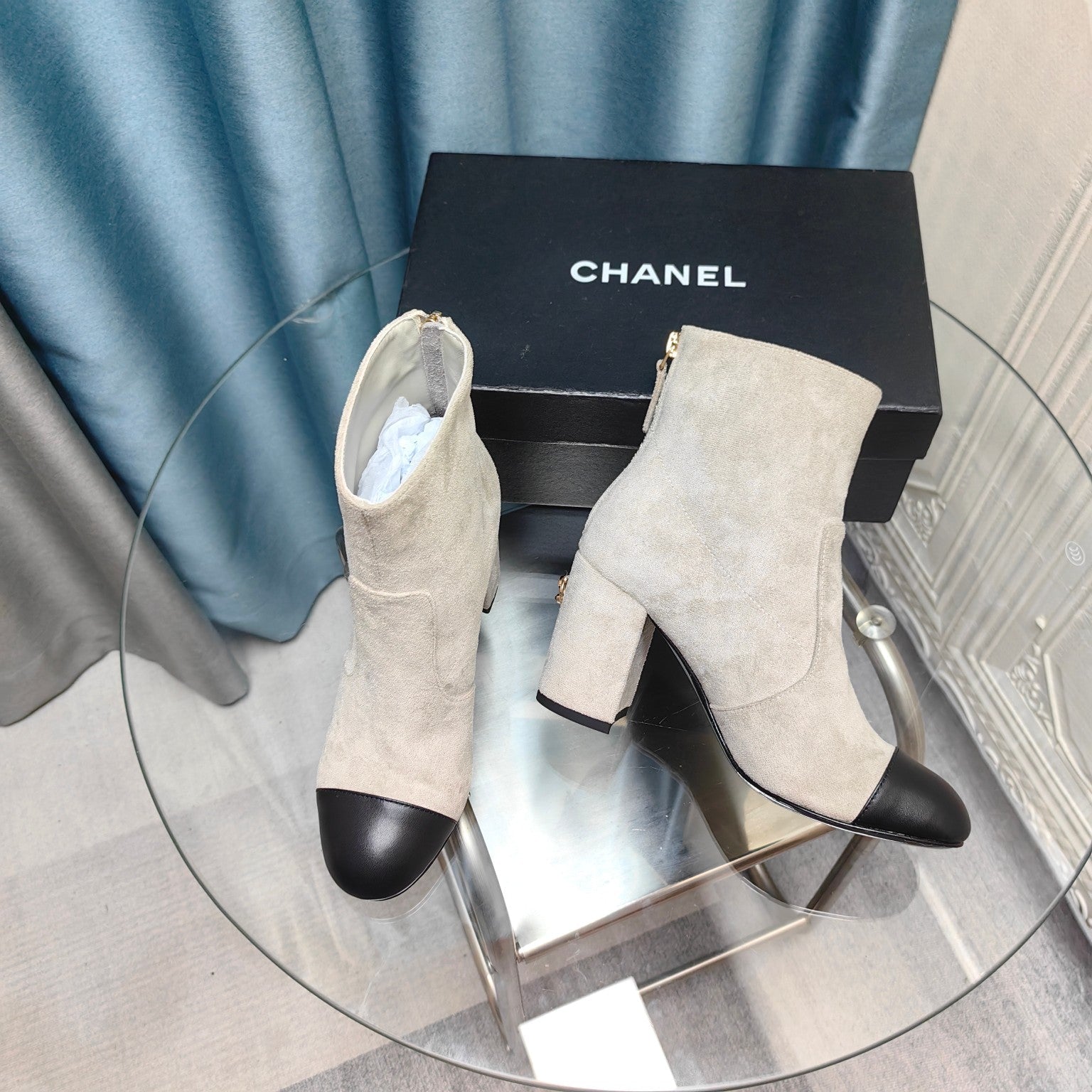 CC Ankle Boots 70mm White Suede