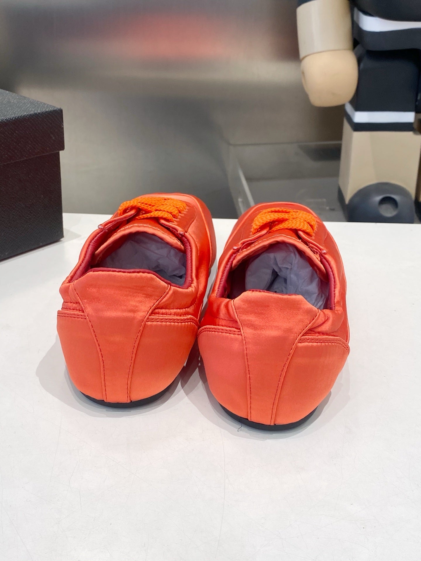 PRA 26S Casual Sneaker Orange Satin 628549