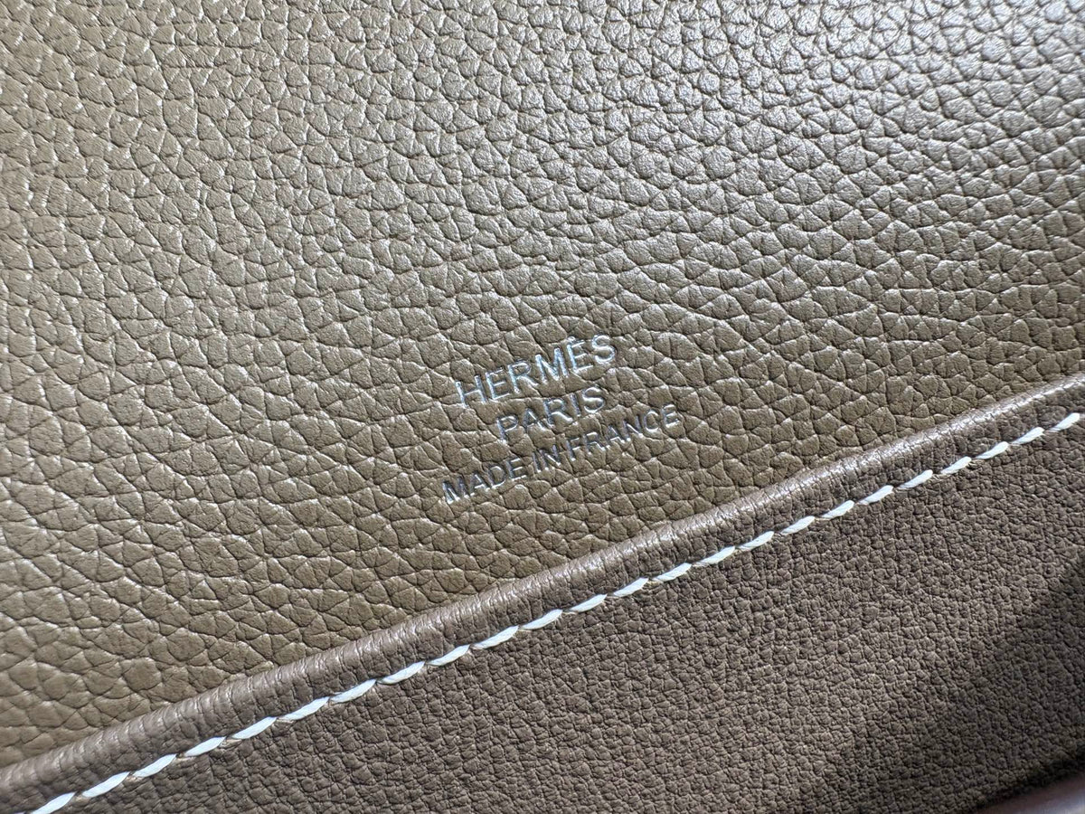 High-end Hermes 2026 Mini Roulis 18cm Evercolor Leather