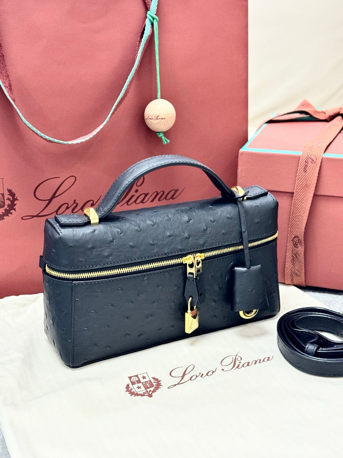 LP 2026 Extra Bag L23 Black Ostrich Leather With Gold Hardware