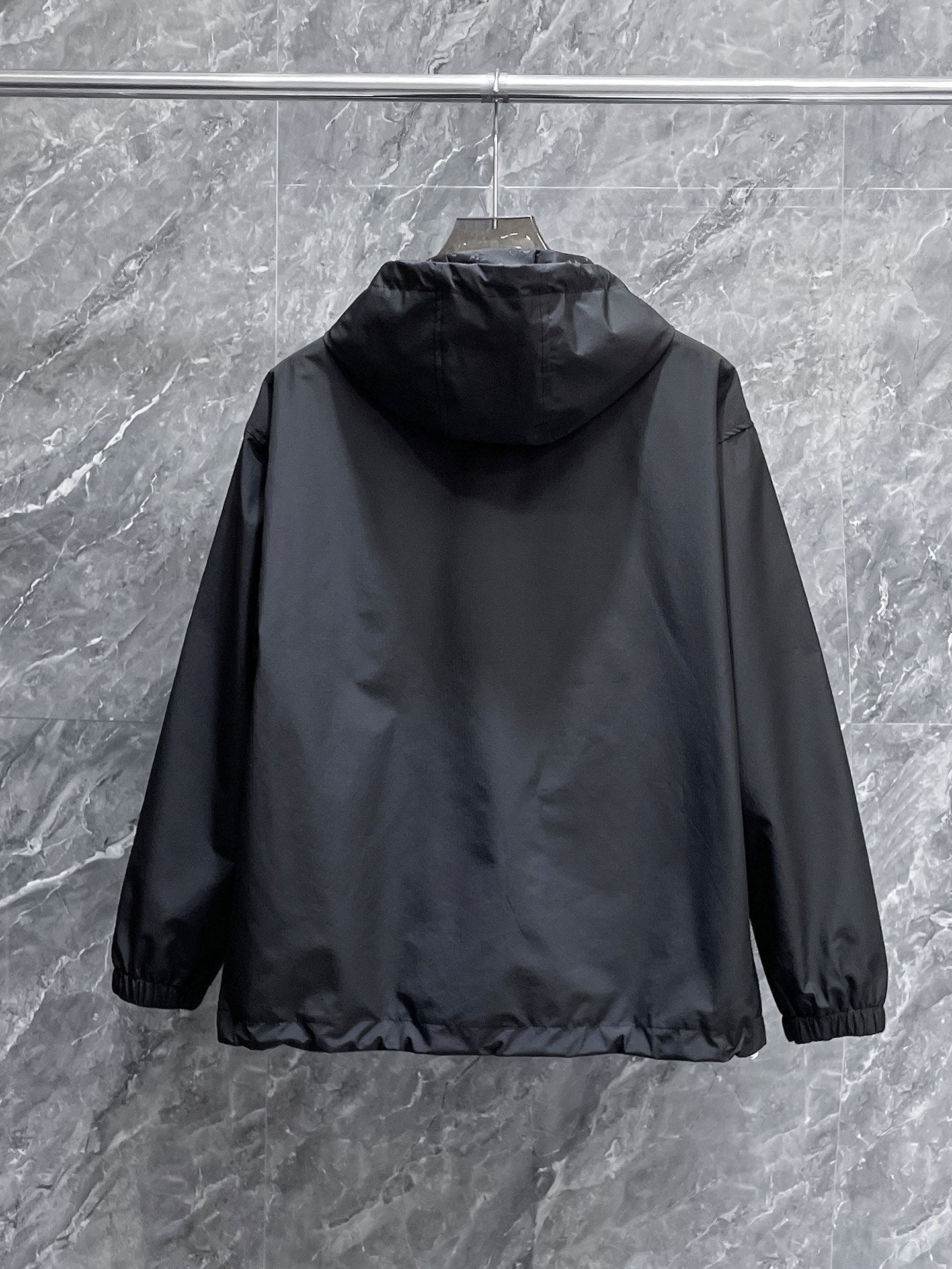 LV BLACK  JACKET 239571