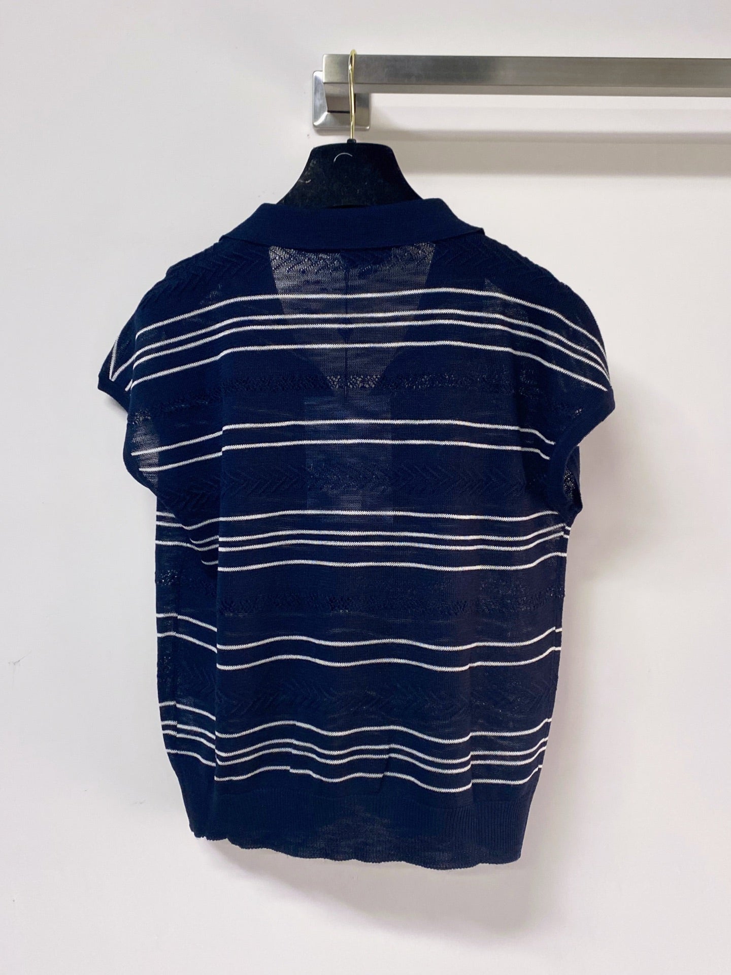 Chanel 2026 Polo Knit Top Navy Flax Lelin With CC Logo 463554